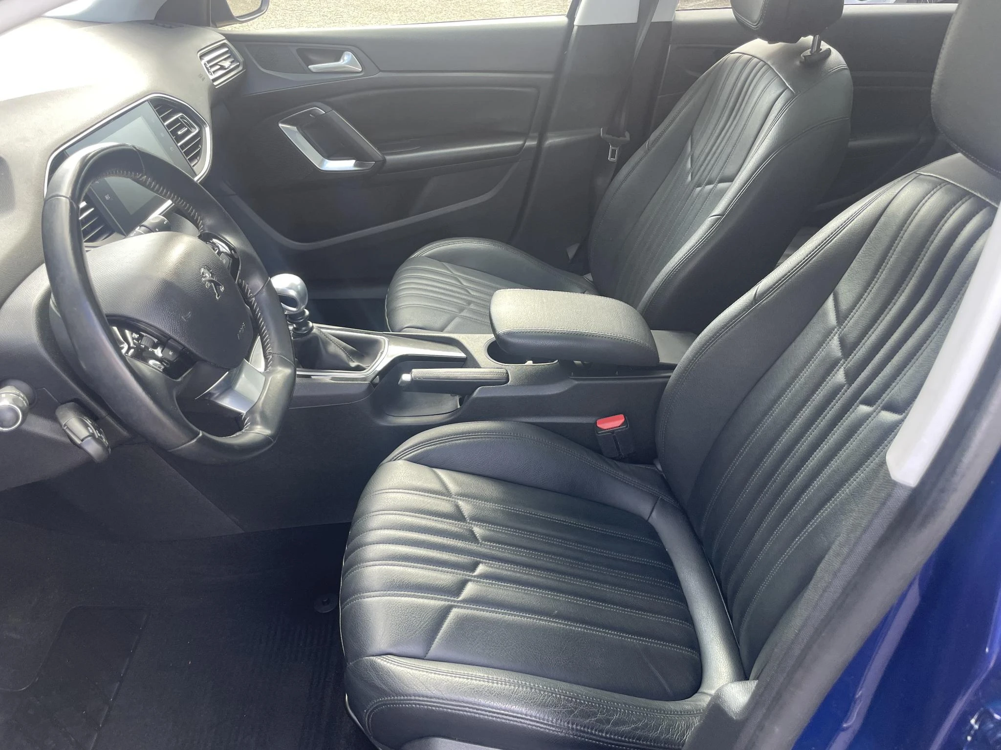 Peugeot-308-image-16