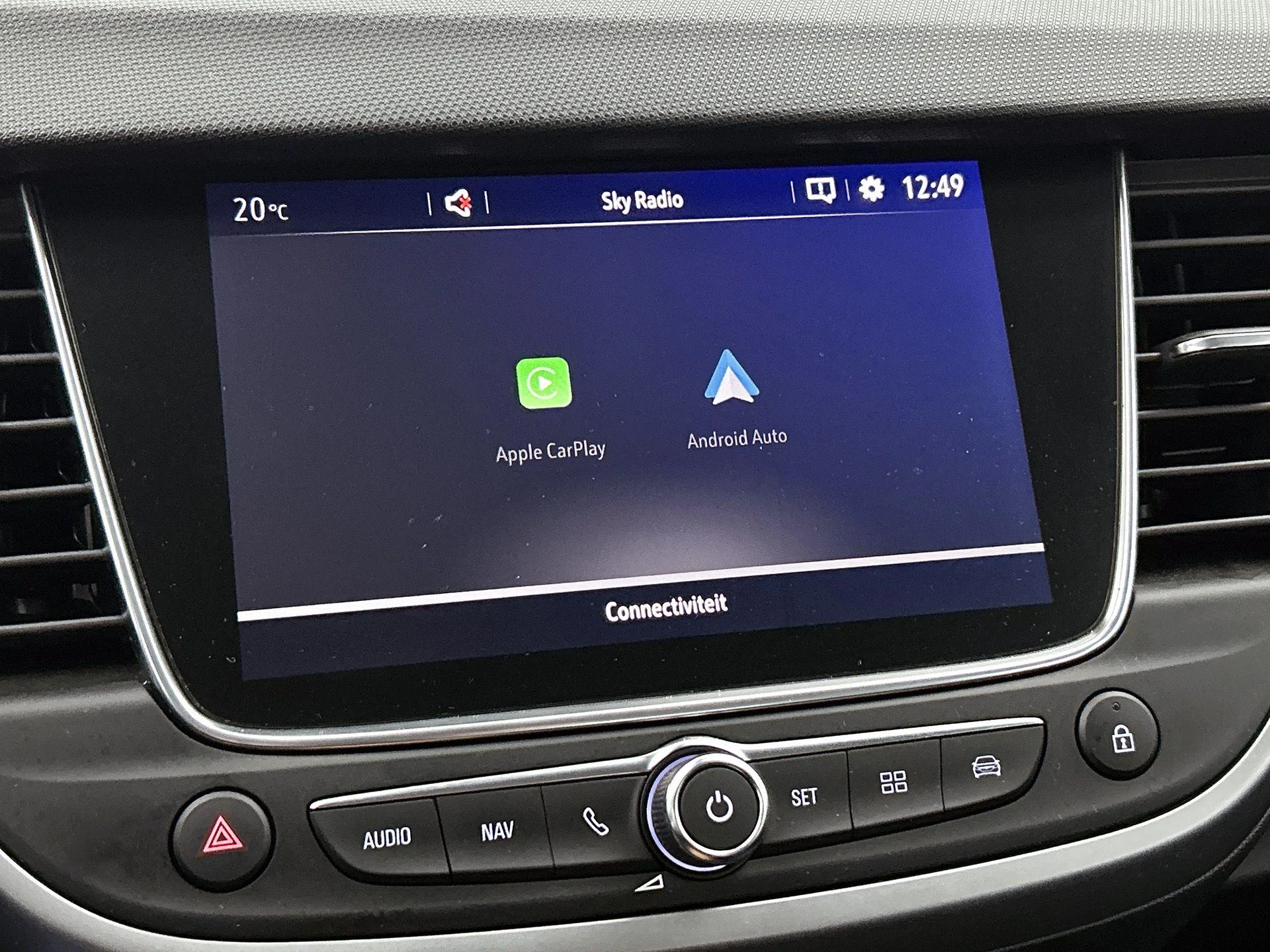 Opel-Crossland X-image-13