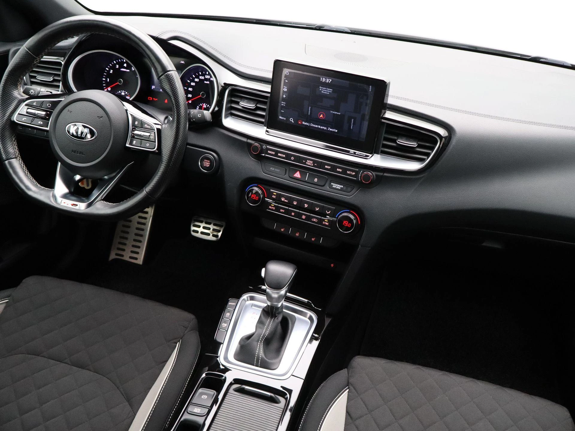 Kia Ceed 1.4 T-GDi GT-Line