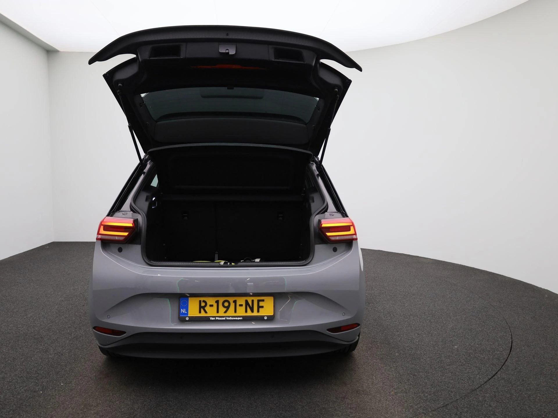 Volkswagen-ID.3-image-10