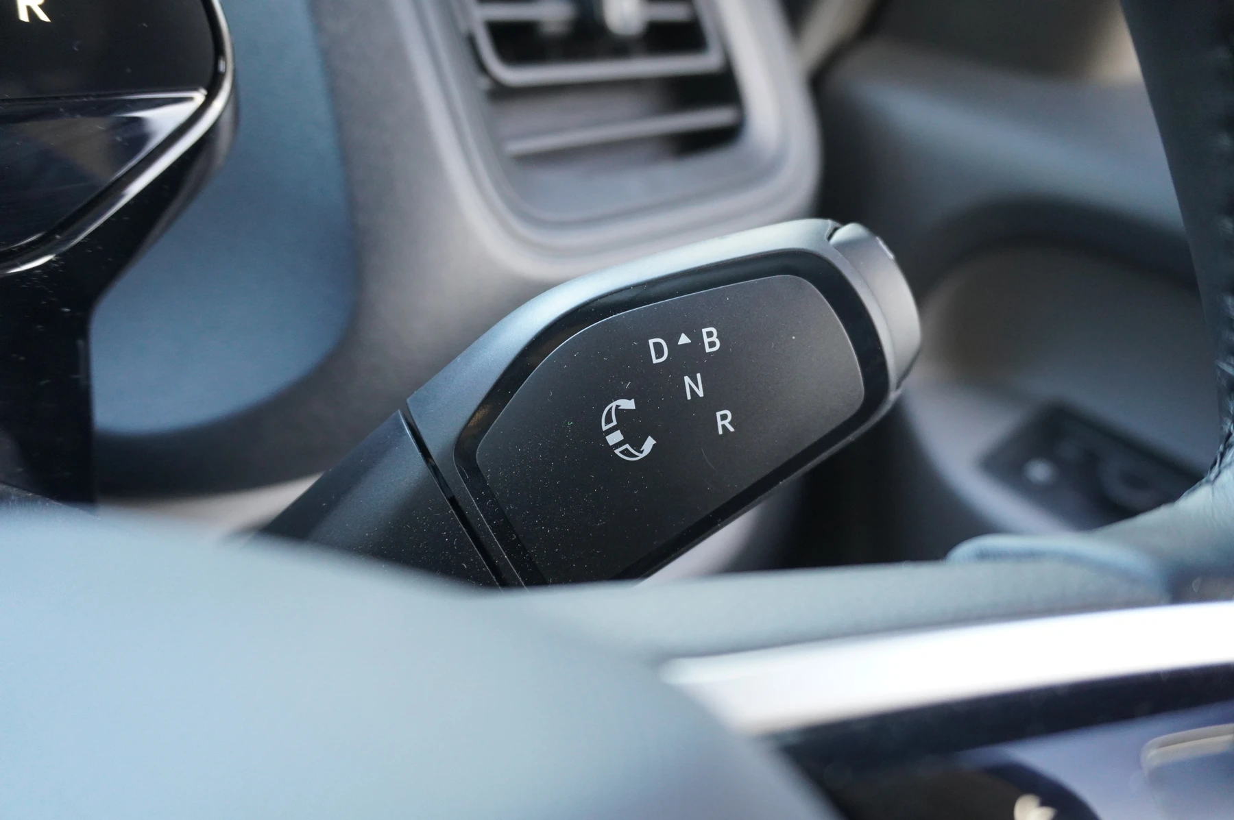 Volkswagen-ID. Buzz-image-41