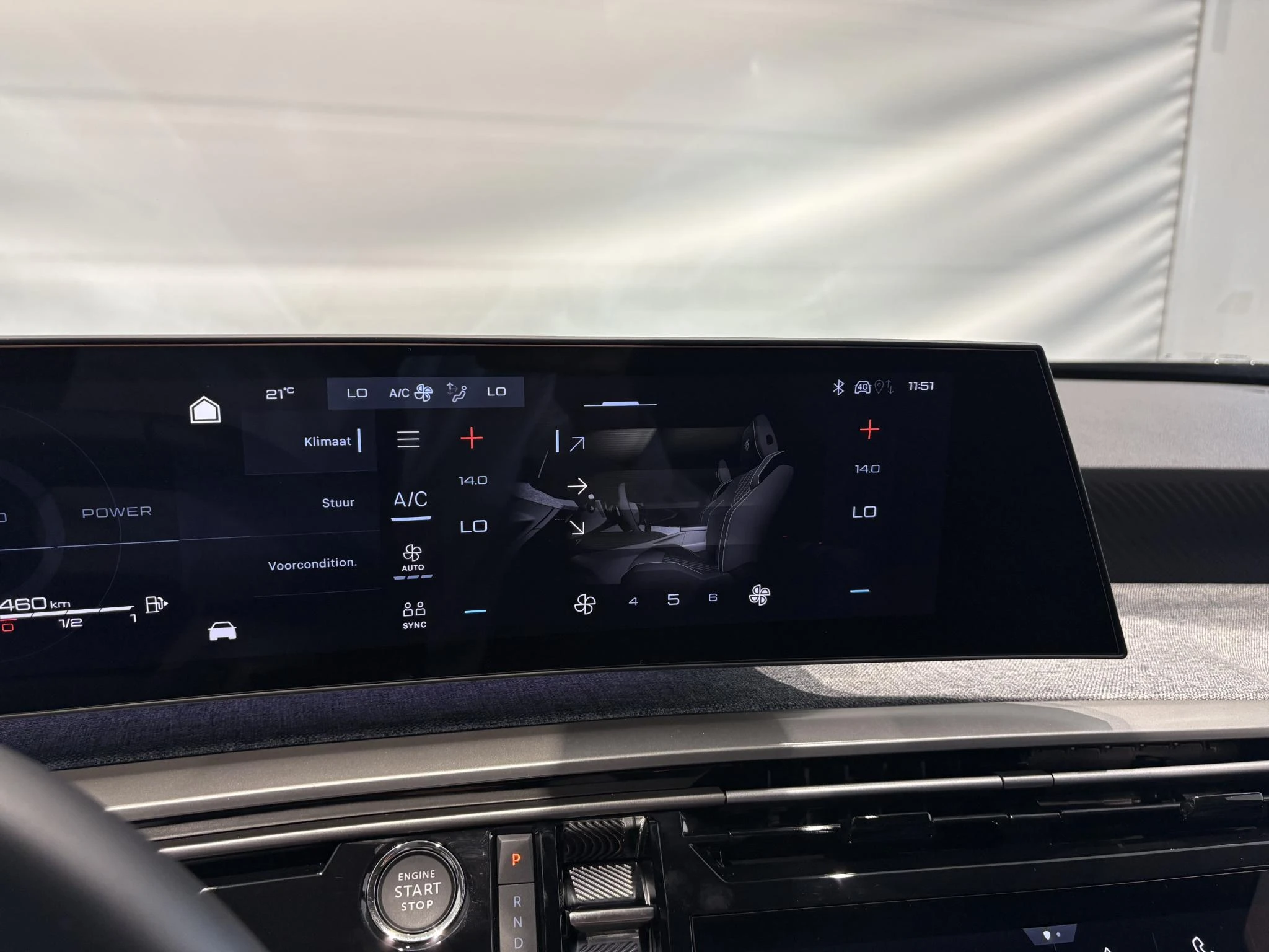 Peugeot 3008 1.6 plug-in Hybrid 195 Allure