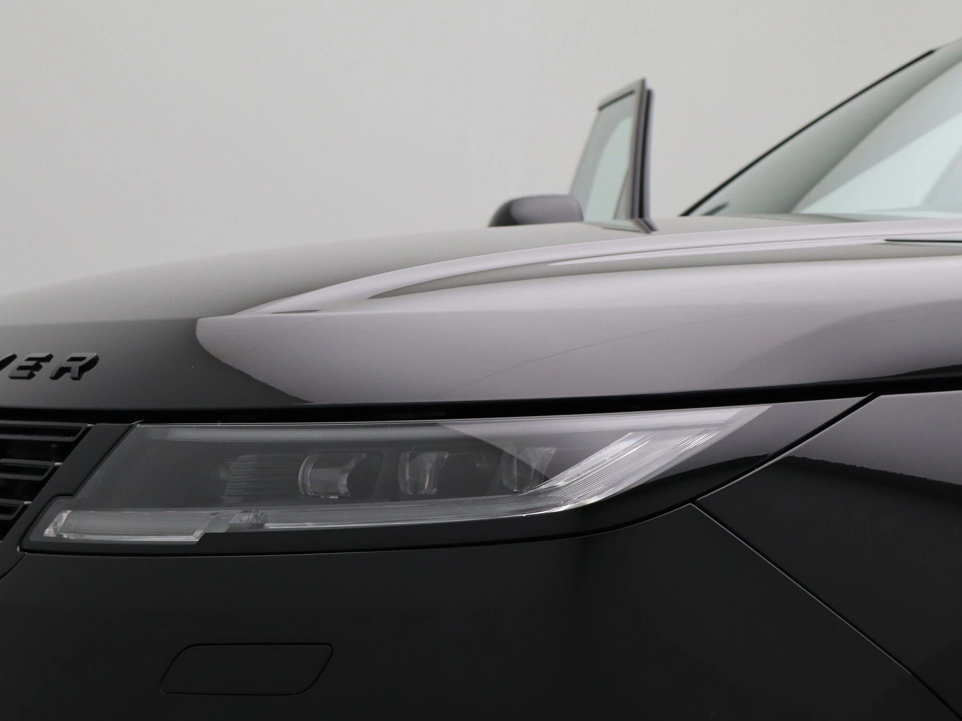 Land Rover-Range Rover Sport-image-17