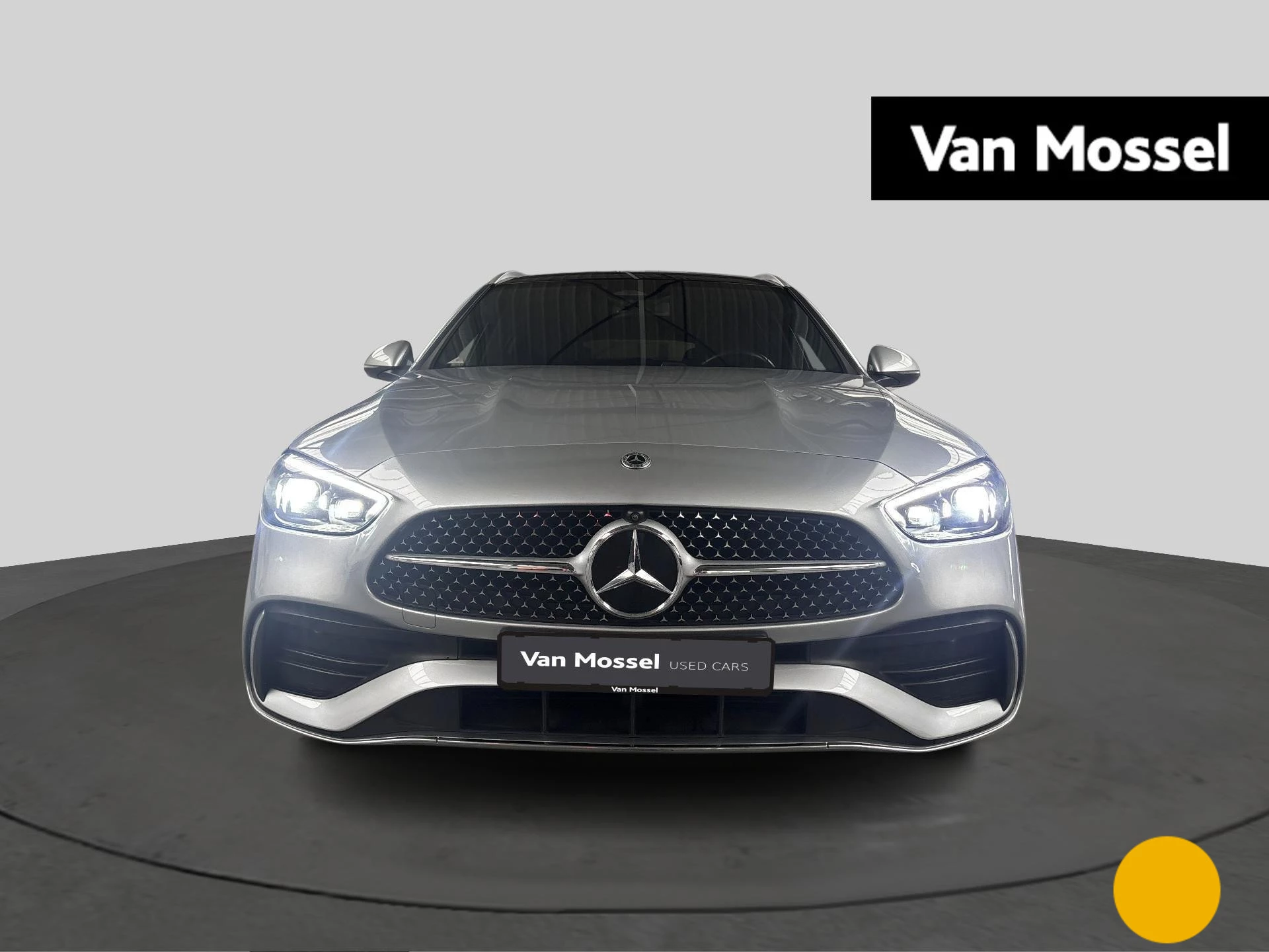 Mercedes-Benz-C-Klasse-image-1