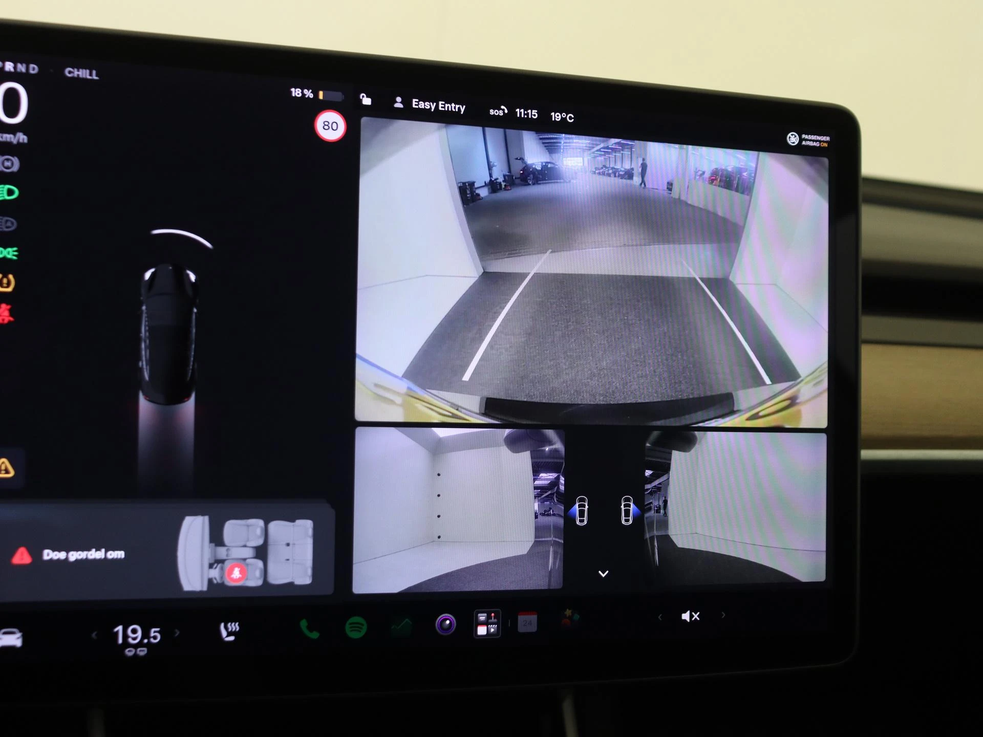 Tesla-Model 3-image-19