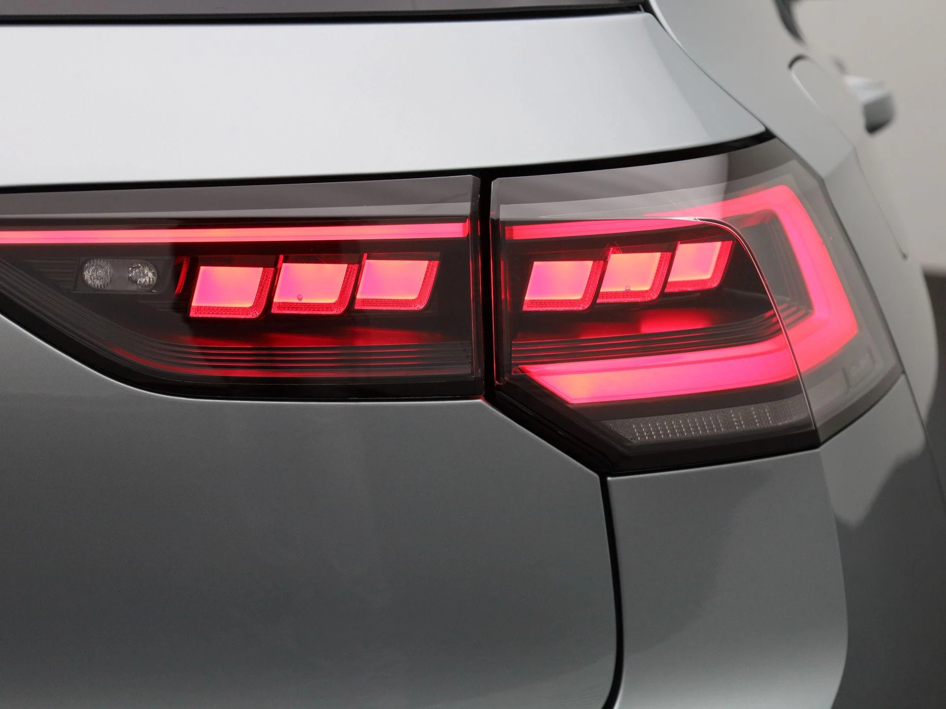 Volkswagen-Golf-image-44