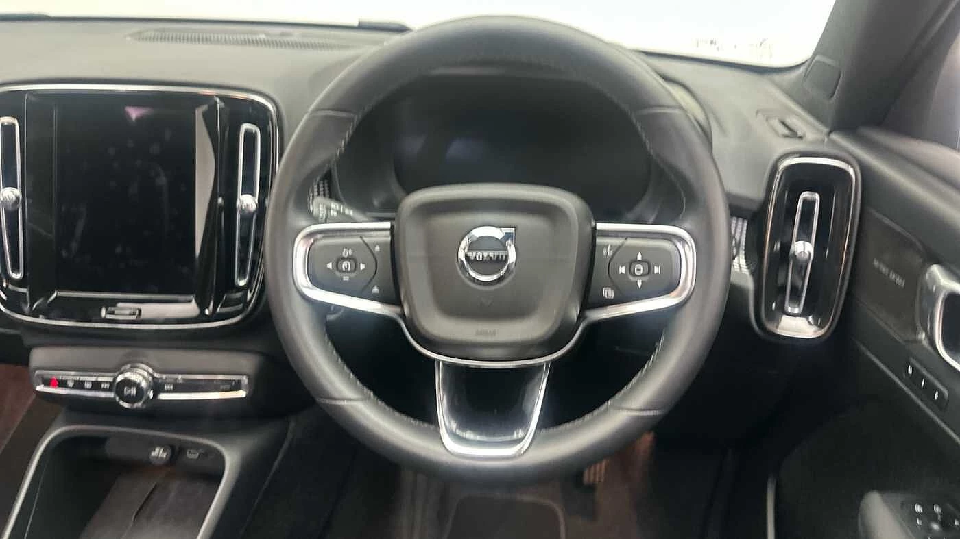 Volvo-XC40-image-11
