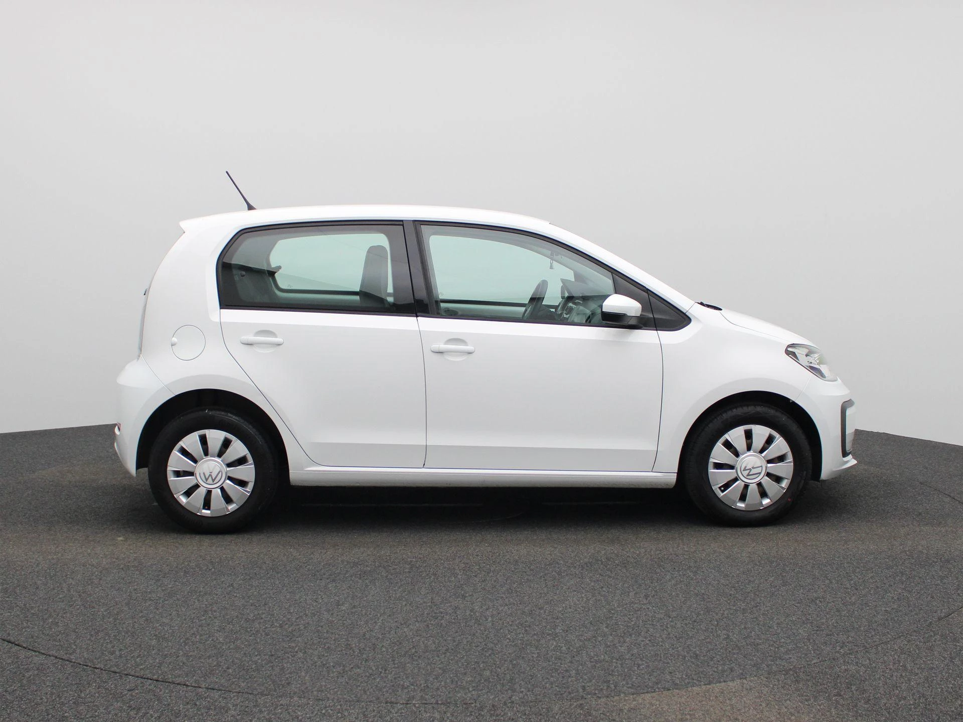 Volkswagen-up!-image-5