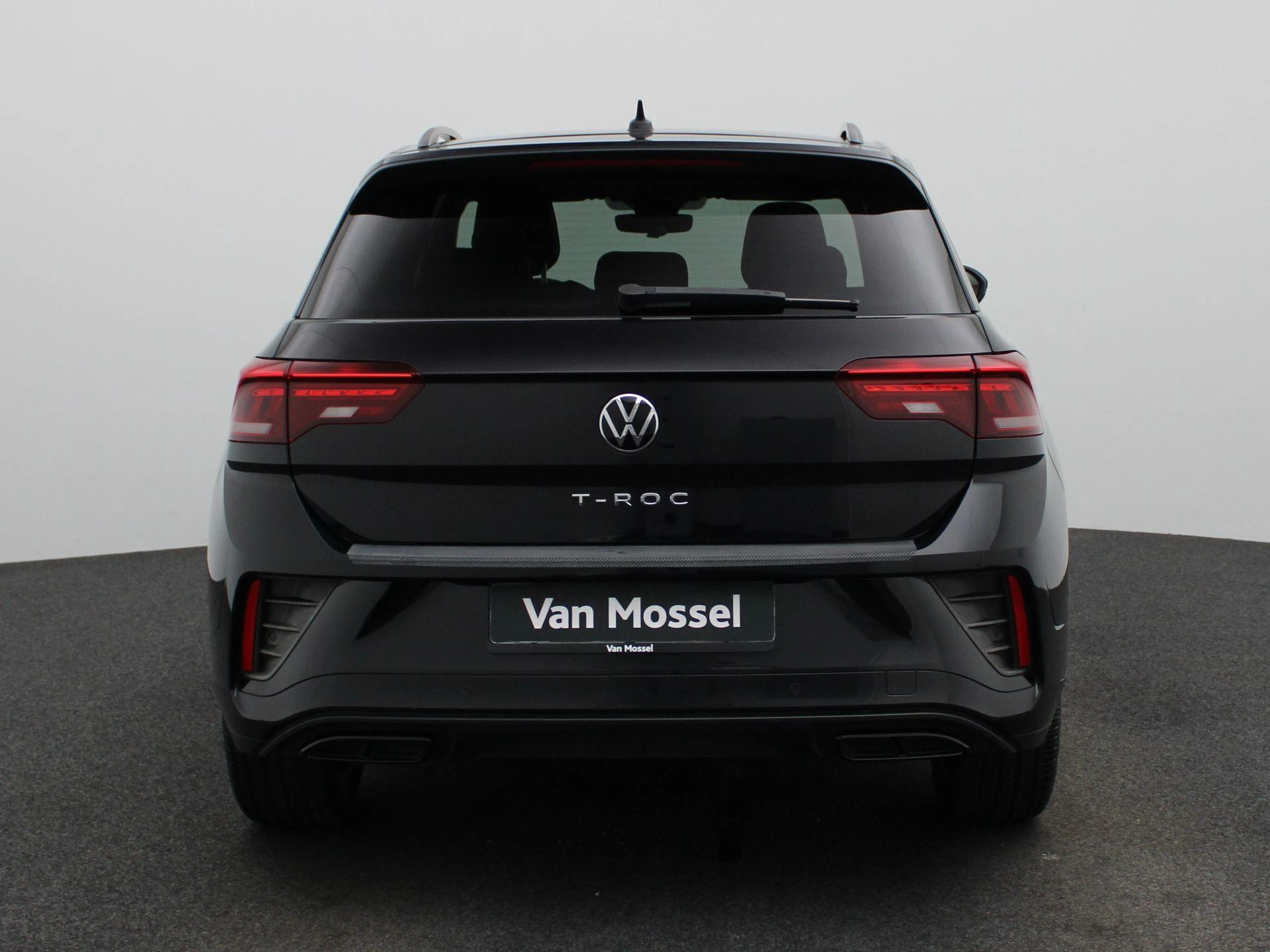 Volkswagen-T-Roc-image-5