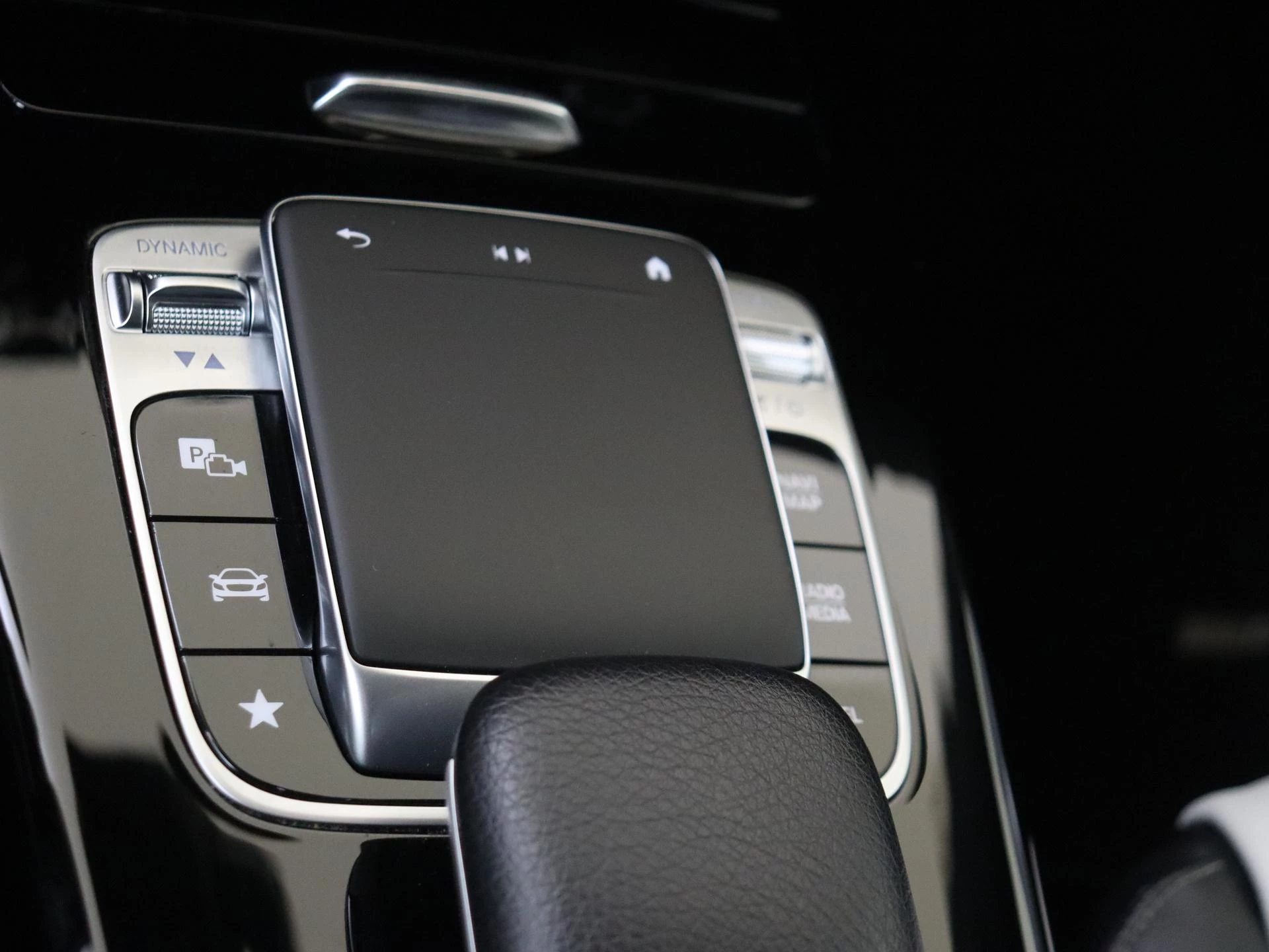 Mercedes-Benz-A-Klasse-image-23