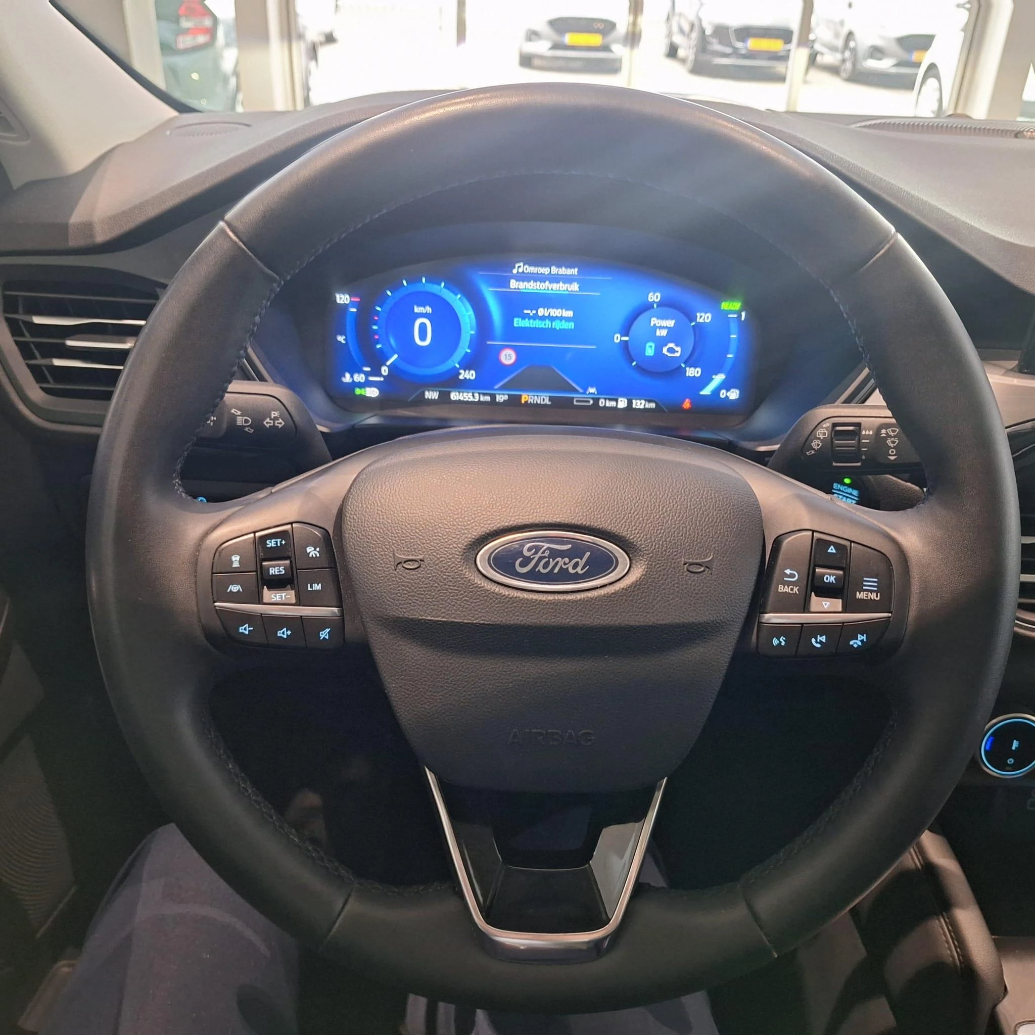 Ford-Kuga-image-8