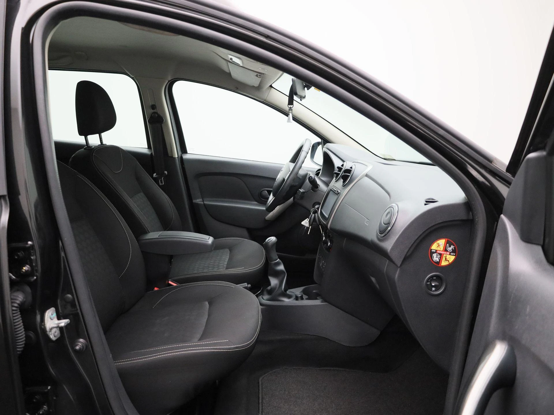 Dacia-Logan-image-29
