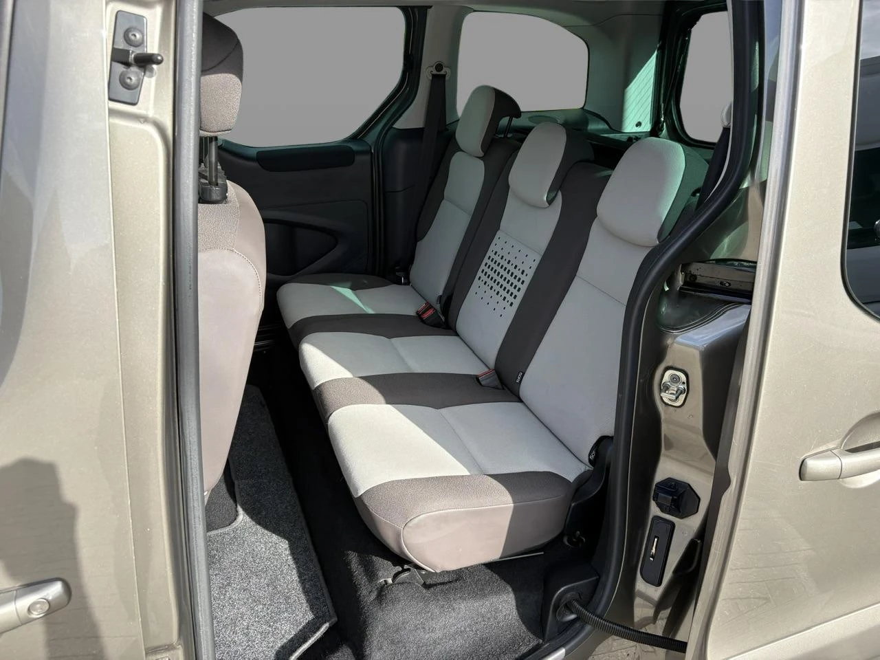 Citroën-Berlingo-image-16