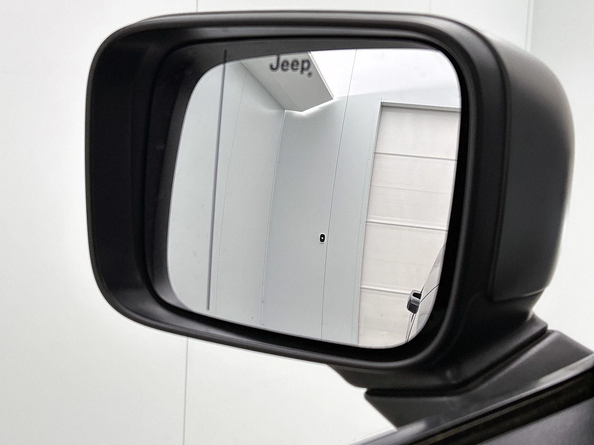 Jeep-Renegade-image-21