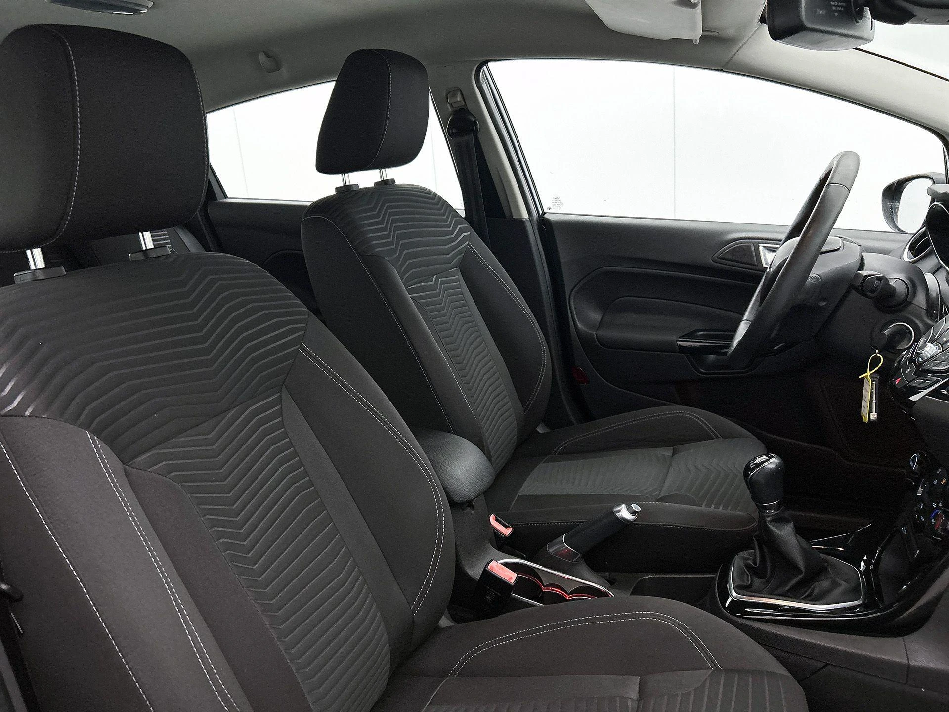Ford-Fiesta-image-35