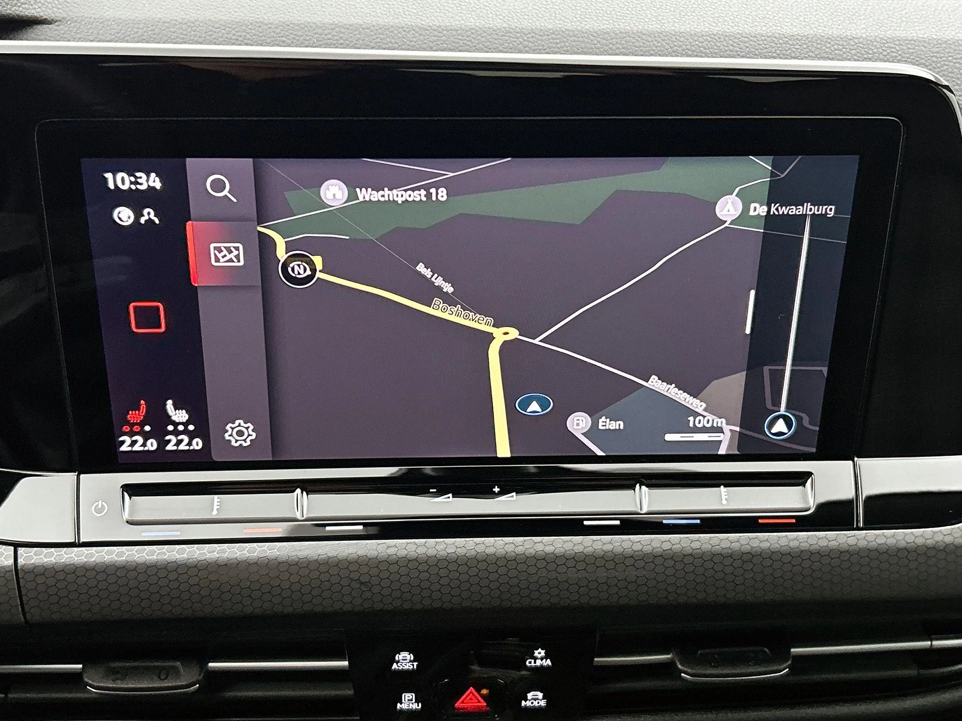 Volkswagen-Golf-image-27