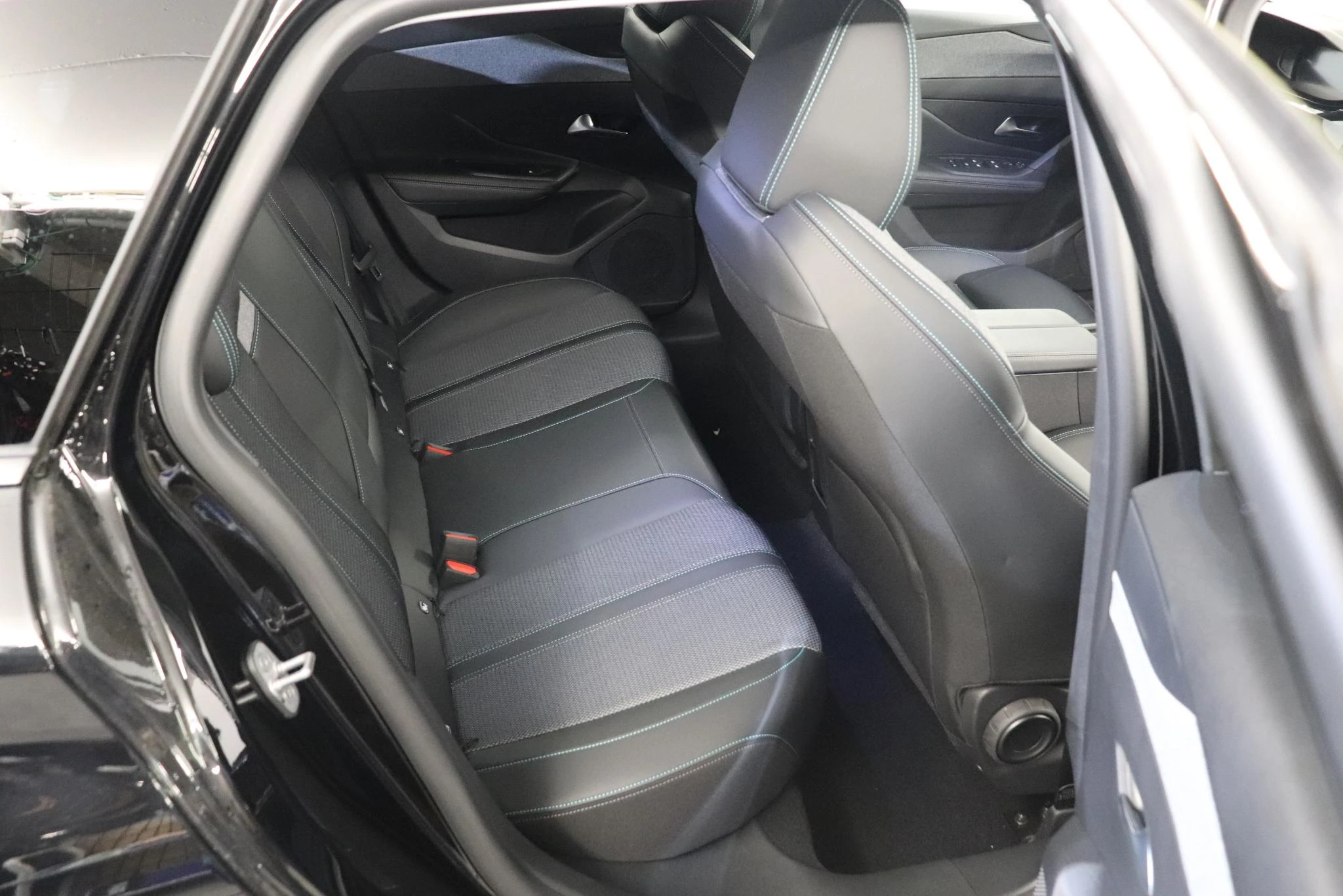Peugeot-308-image-9