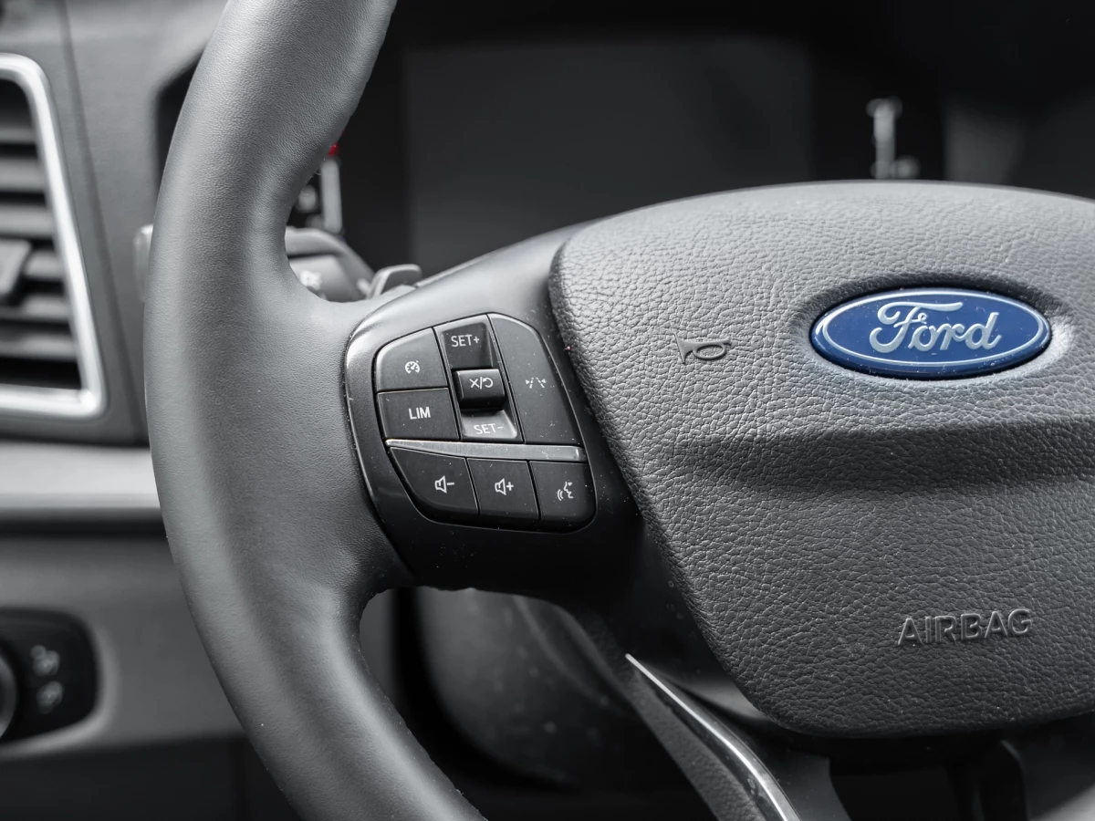 Ford-Transit-image-14