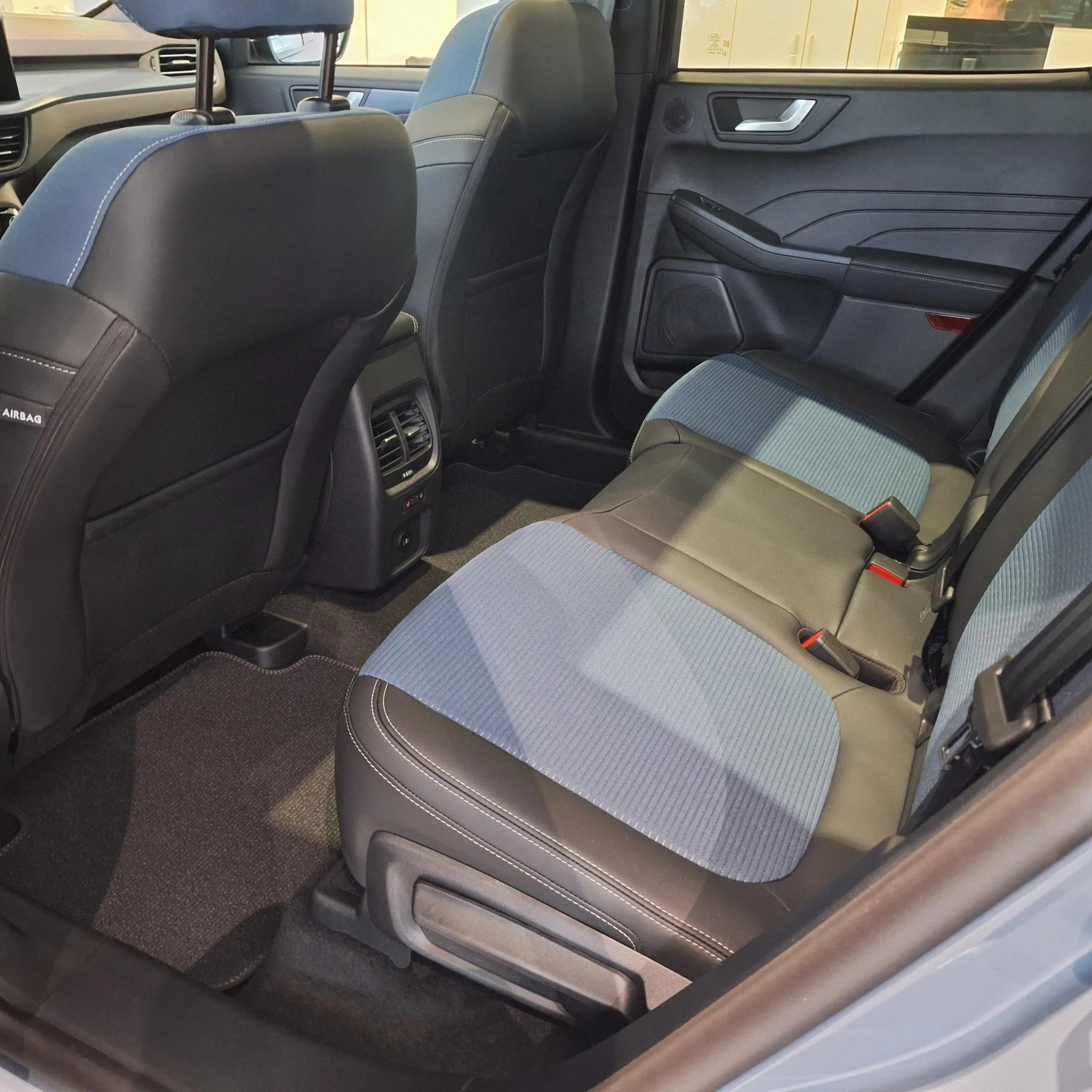 Ford-Kuga-image-29