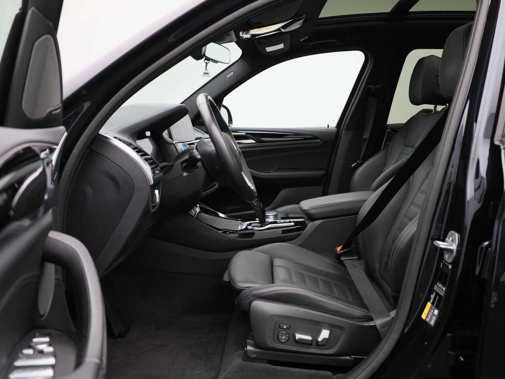 BMW iX3 Executive 80 kWh
