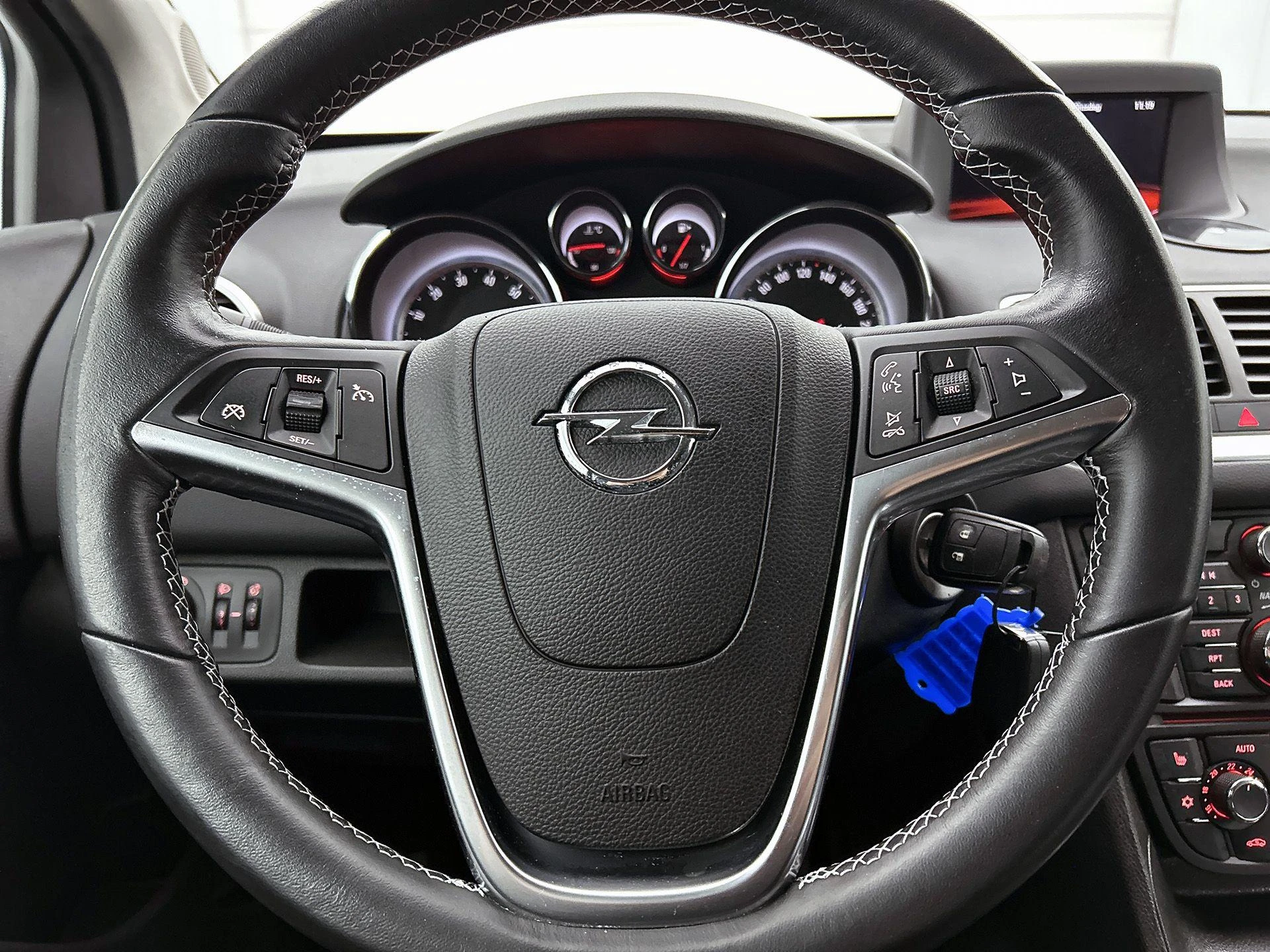 Opel-Meriva-image-22
