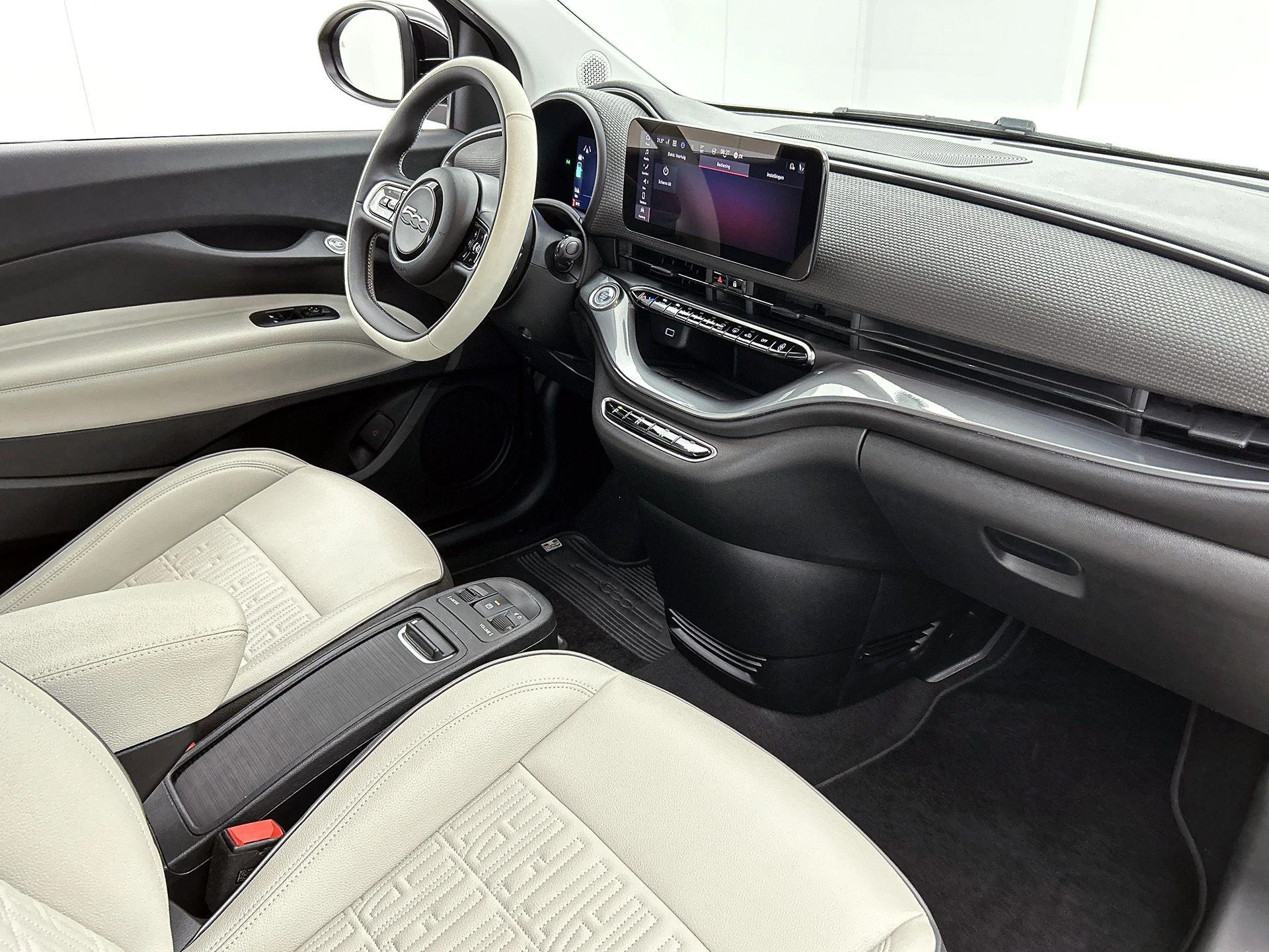 Fiat-500e-image-21