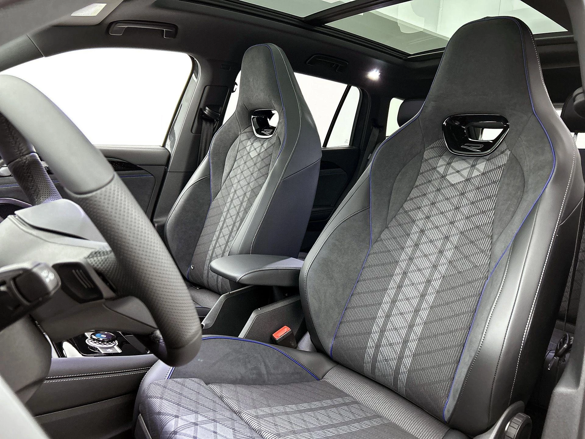 Volkswagen Tayron 1.5 eHybrid R-Line Edition