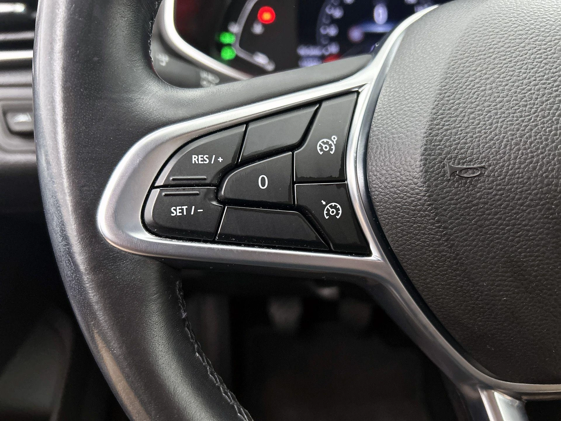 Renault-Clio-image-5