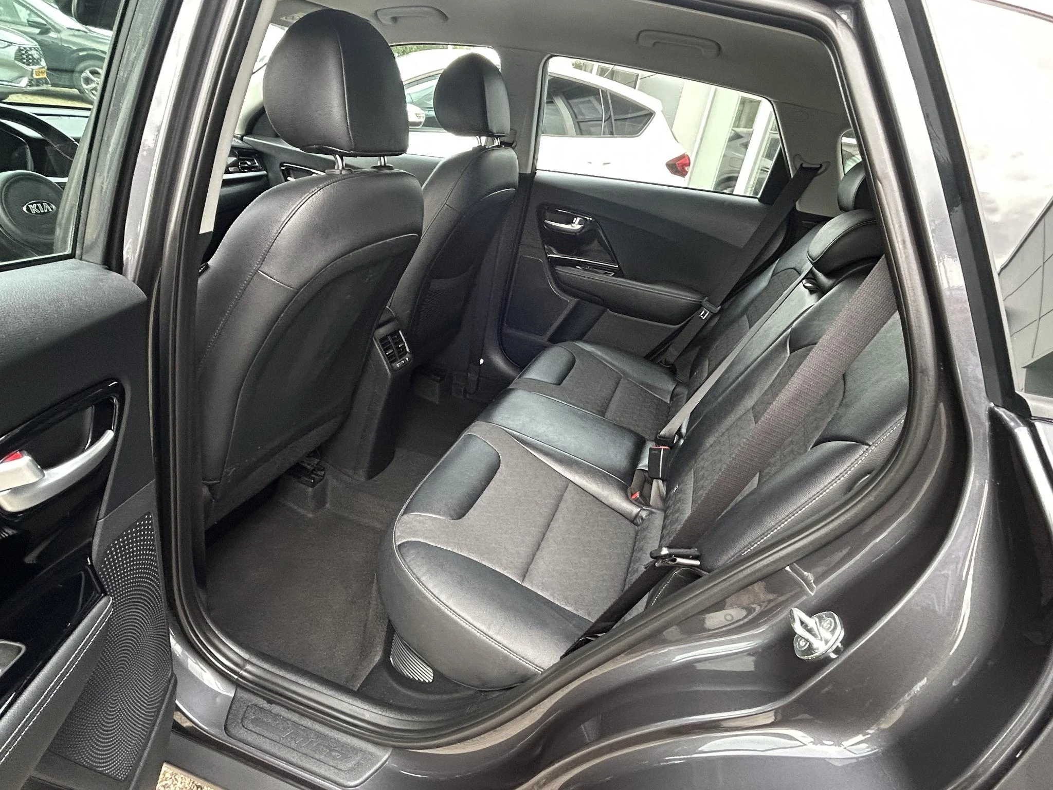 Kia-Niro-image-11