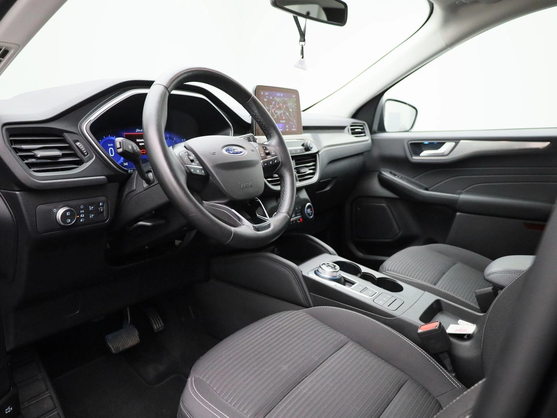 Ford-Kuga-image-27