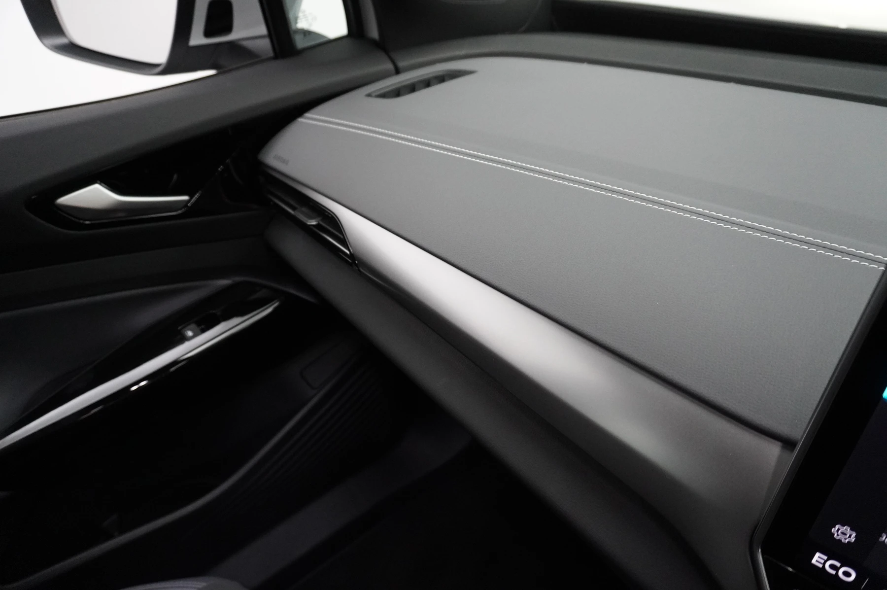 Volkswagen-ID.4-image-35