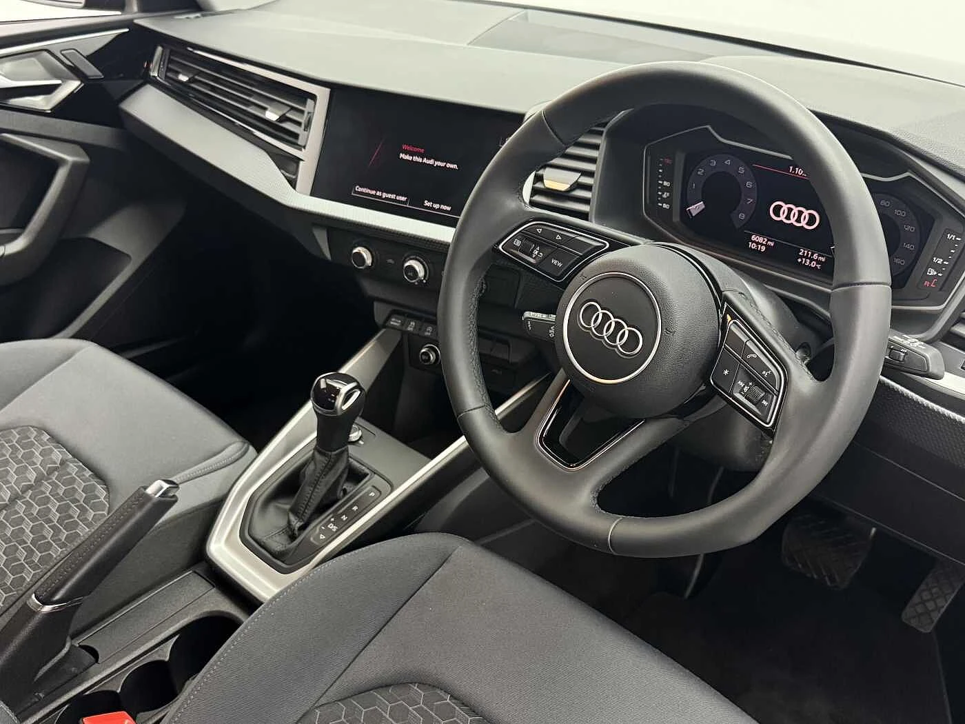 Audi-A1 Sportback-image-5