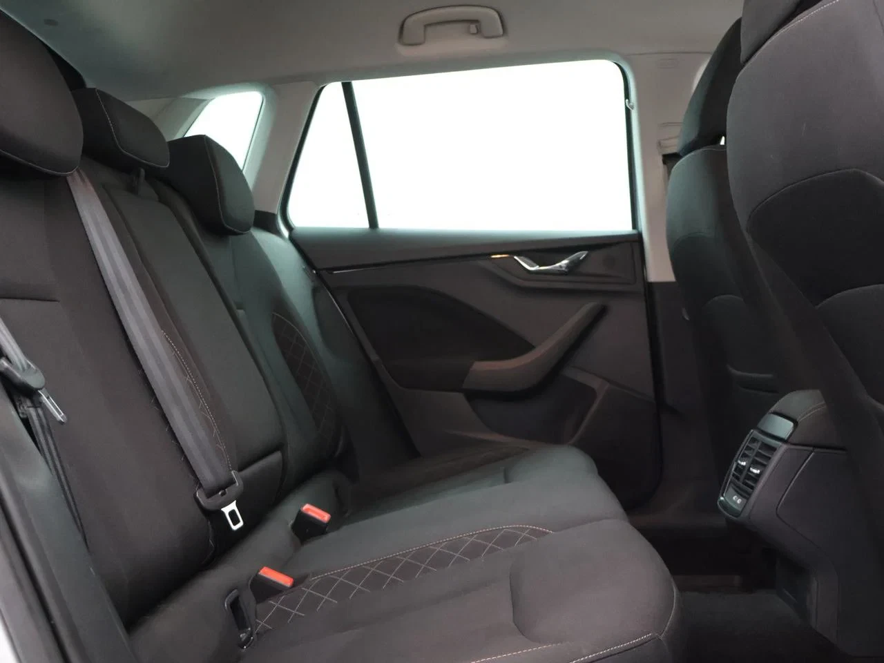 Škoda-Kamiq-image-4