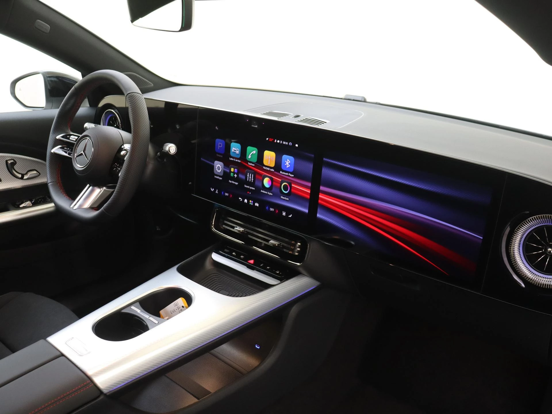 Mercedes-Benz-CLA-image-9