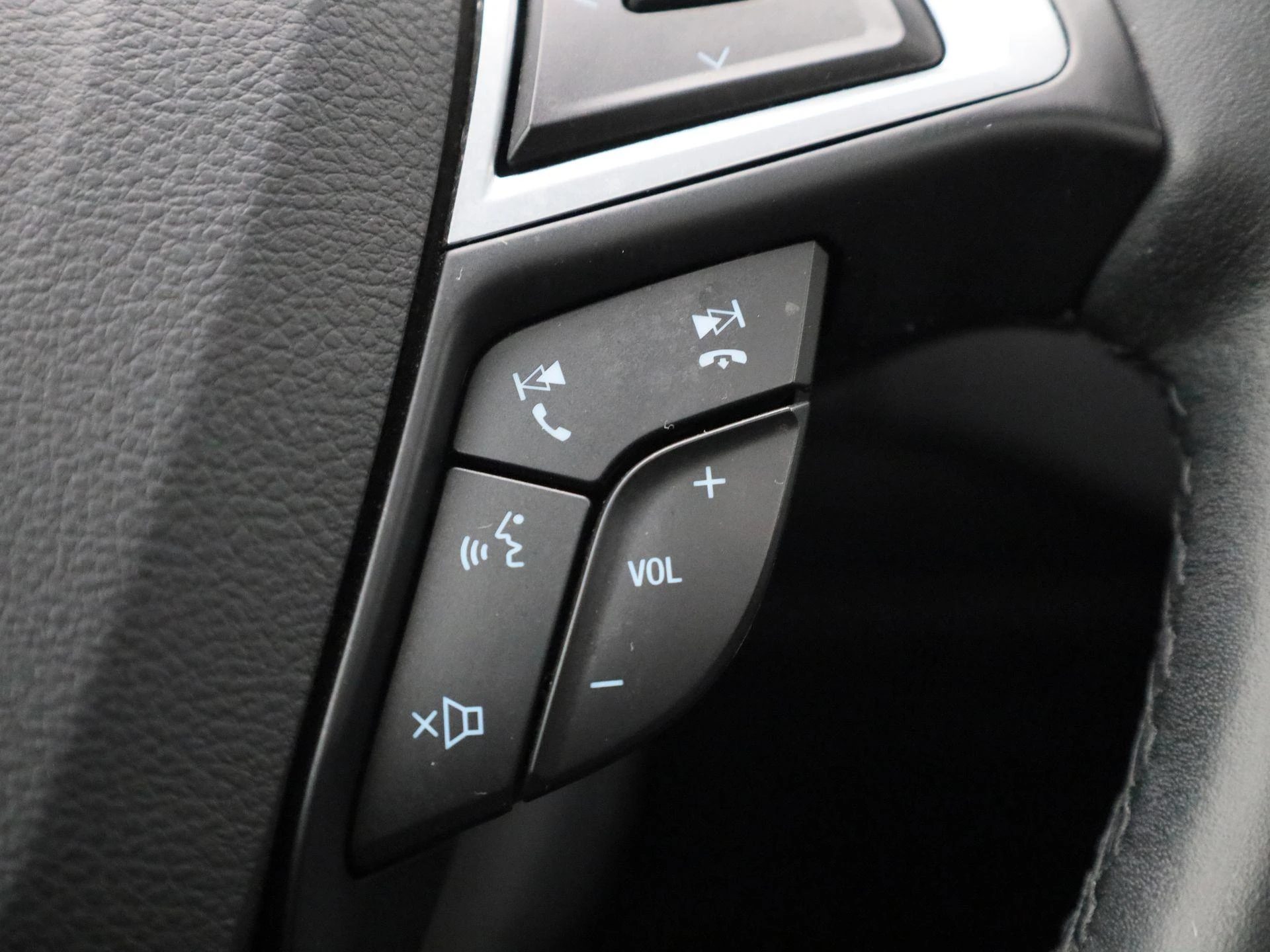 Ford-S-Max-image-23