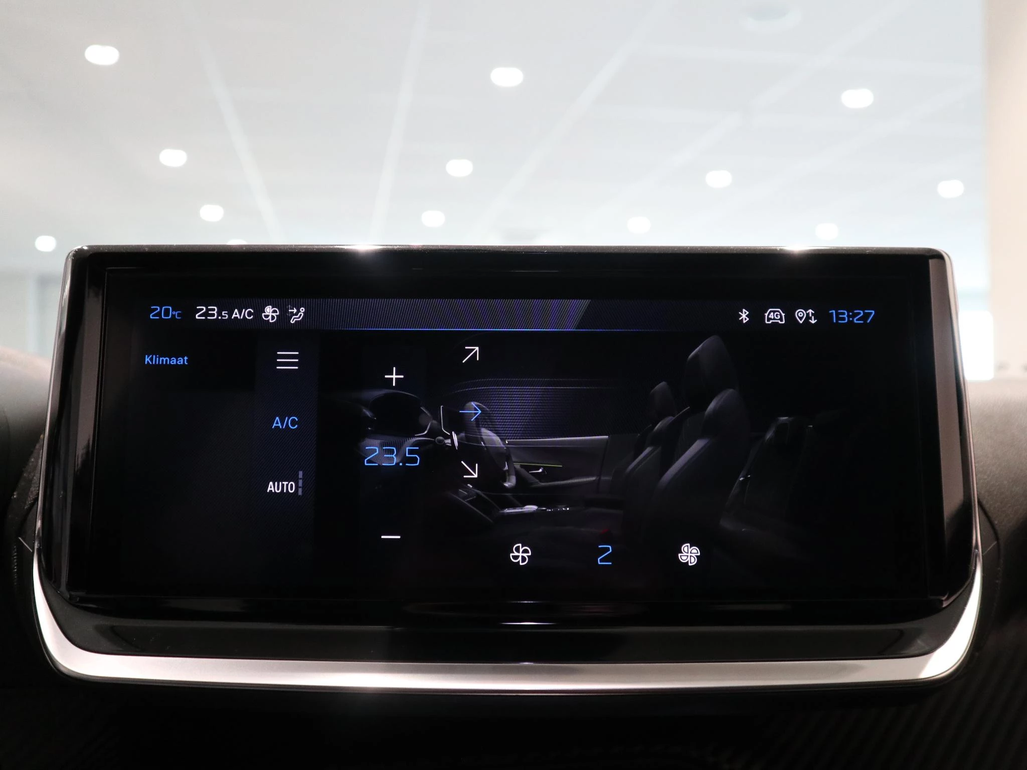 Peugeot-2008-image-16