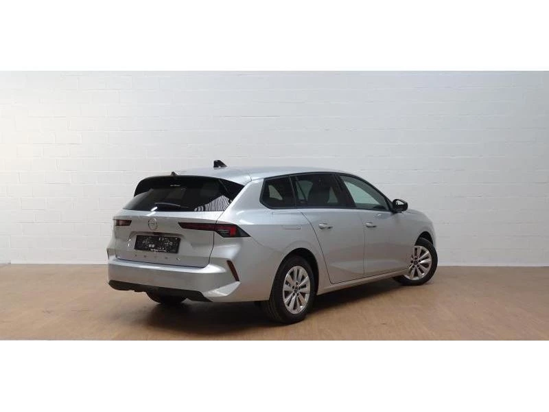 Opel Astra Sports Tourer 1.2T Business Edition Auto