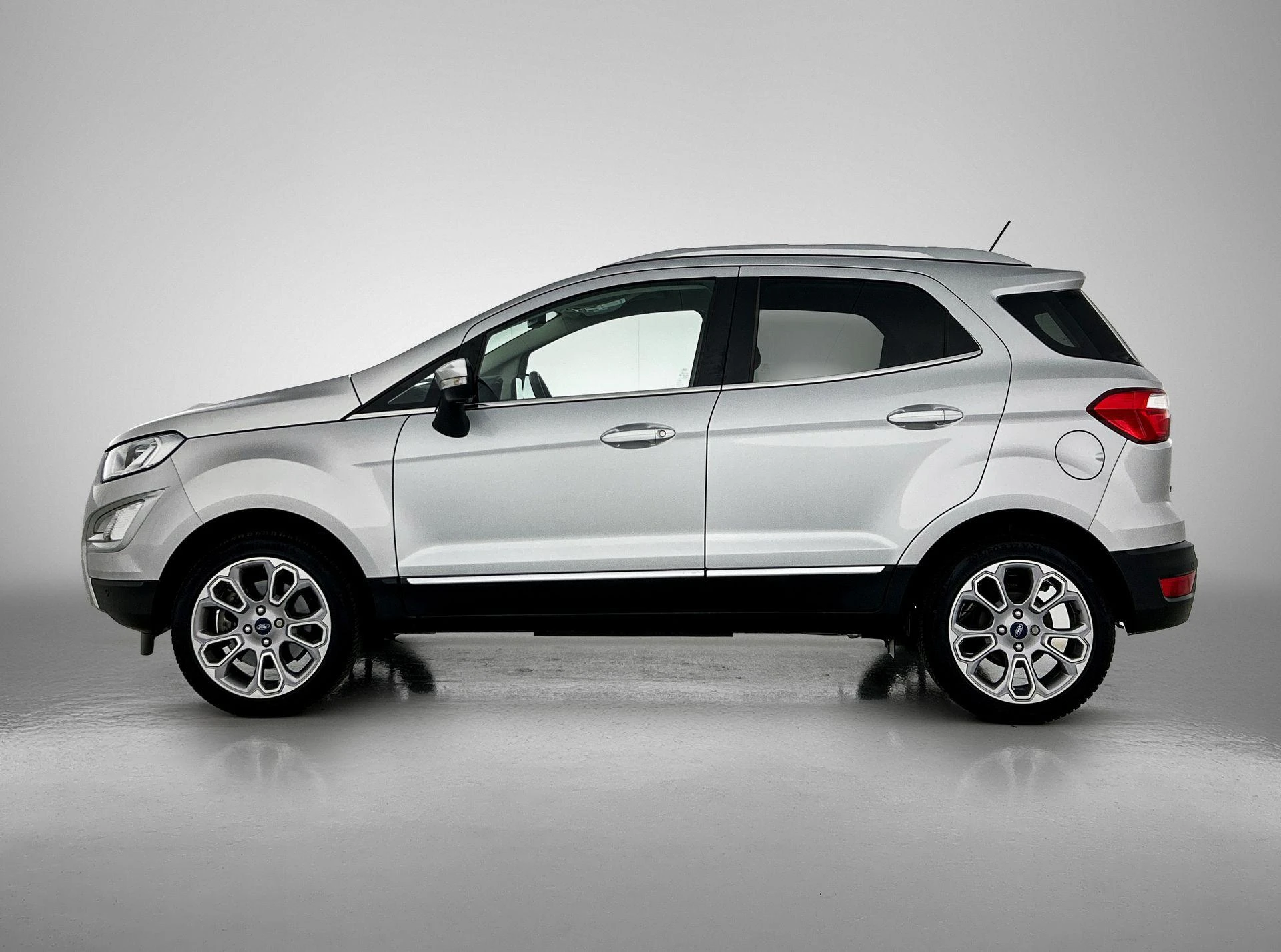 Ford-EcoSport-image-1