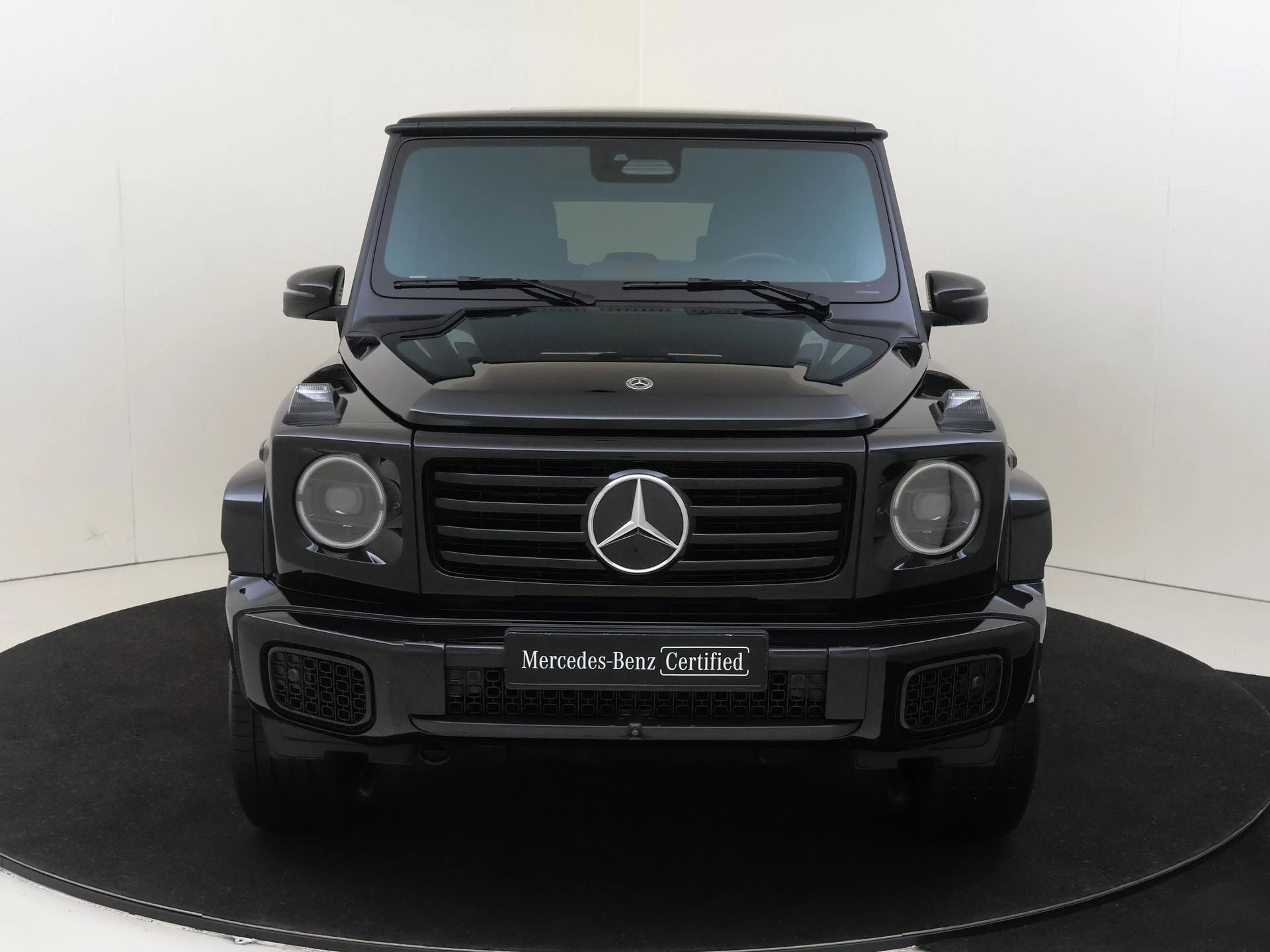 Mercedes-Benz-G-Klasse-image-5