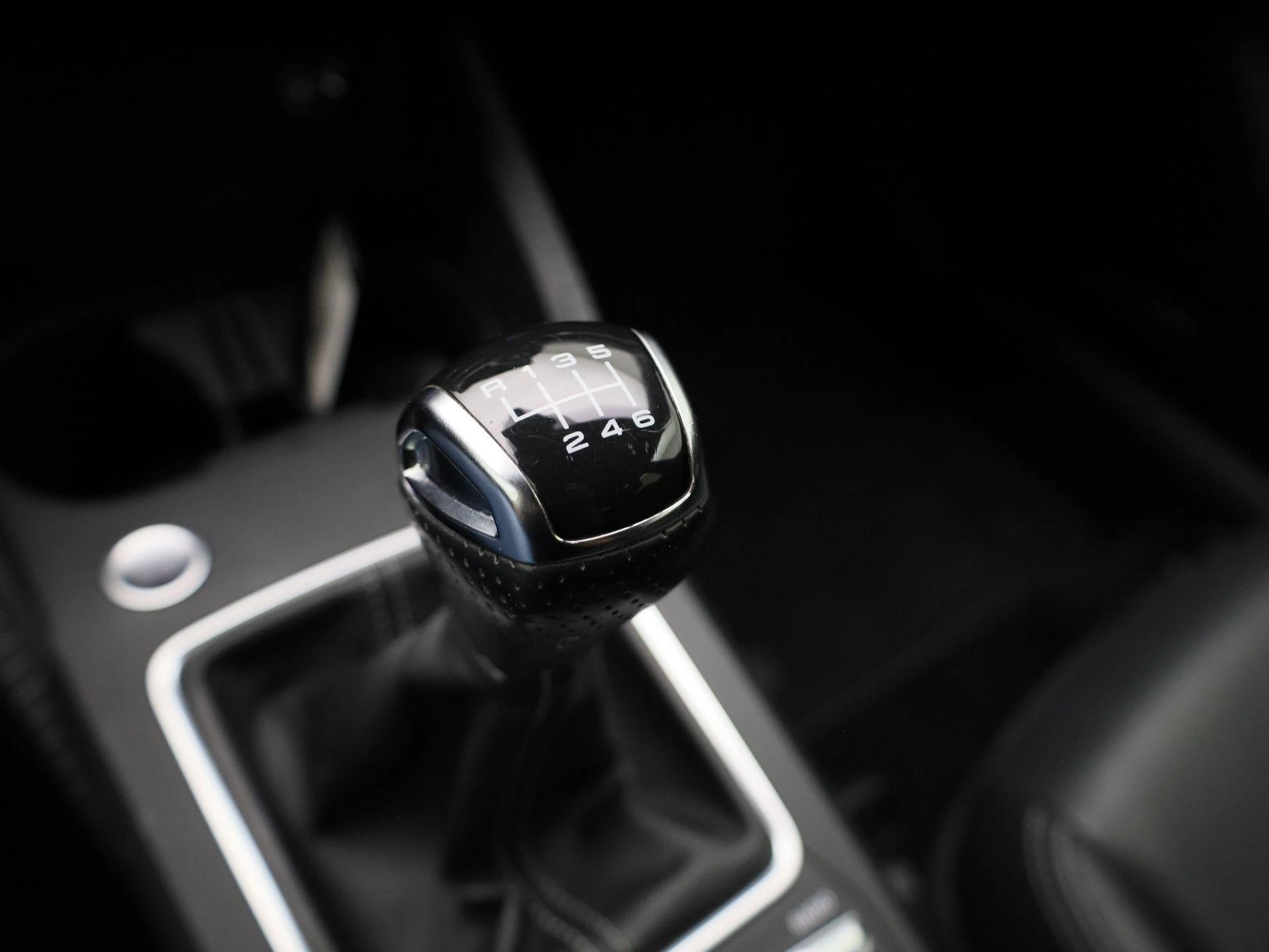 Audi Q2 30 TFSI S Edition