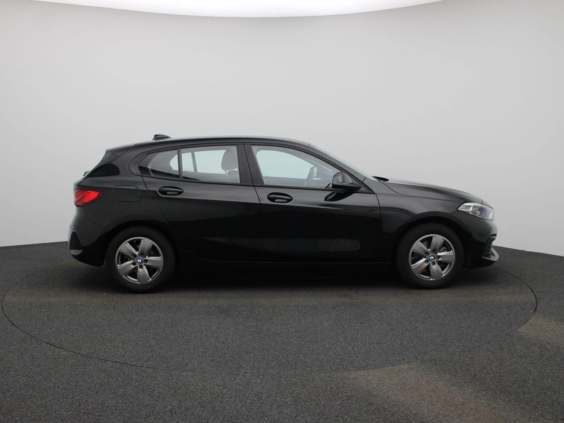 BMW-1 Reeks-image-5