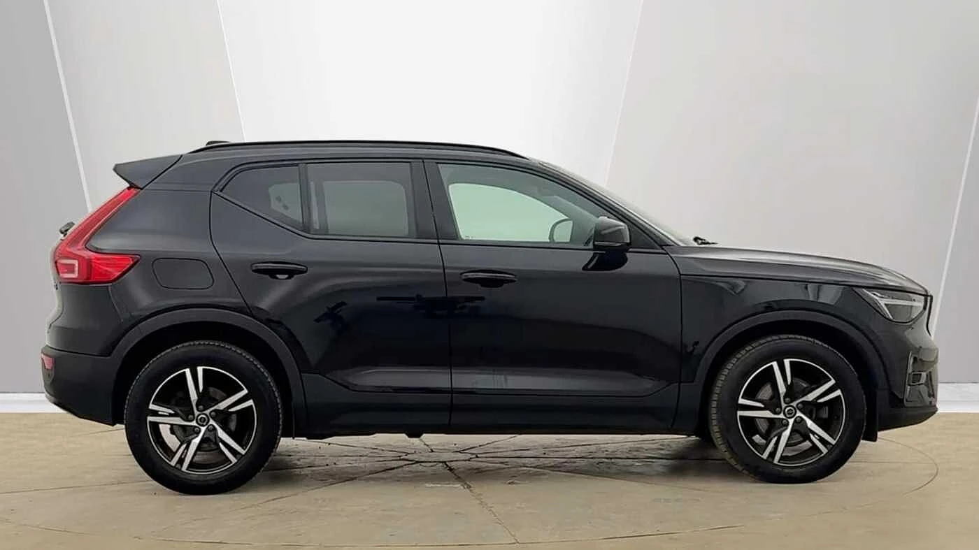 Volvo-XC40-image-2