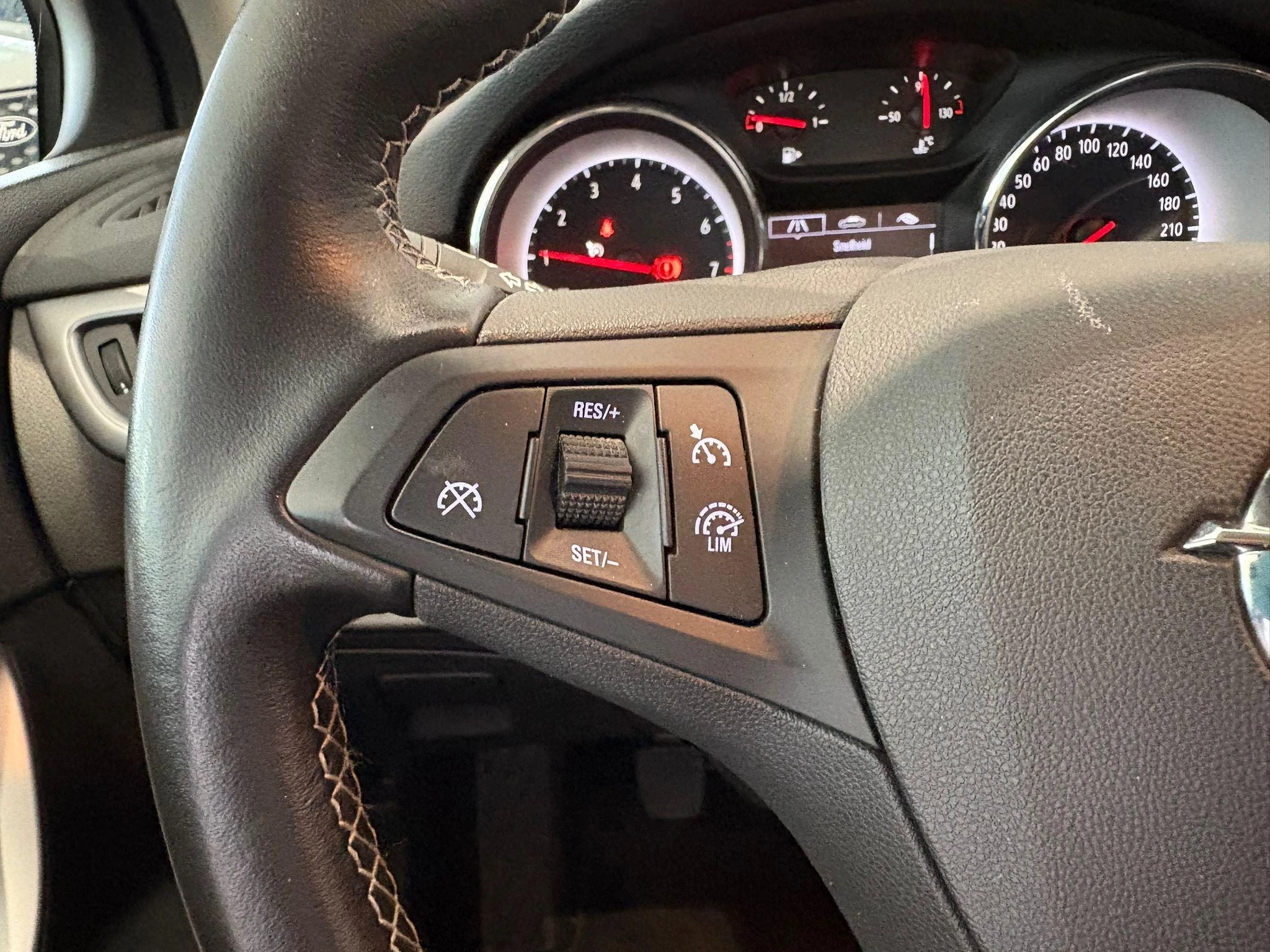Opel-Astra-image-14