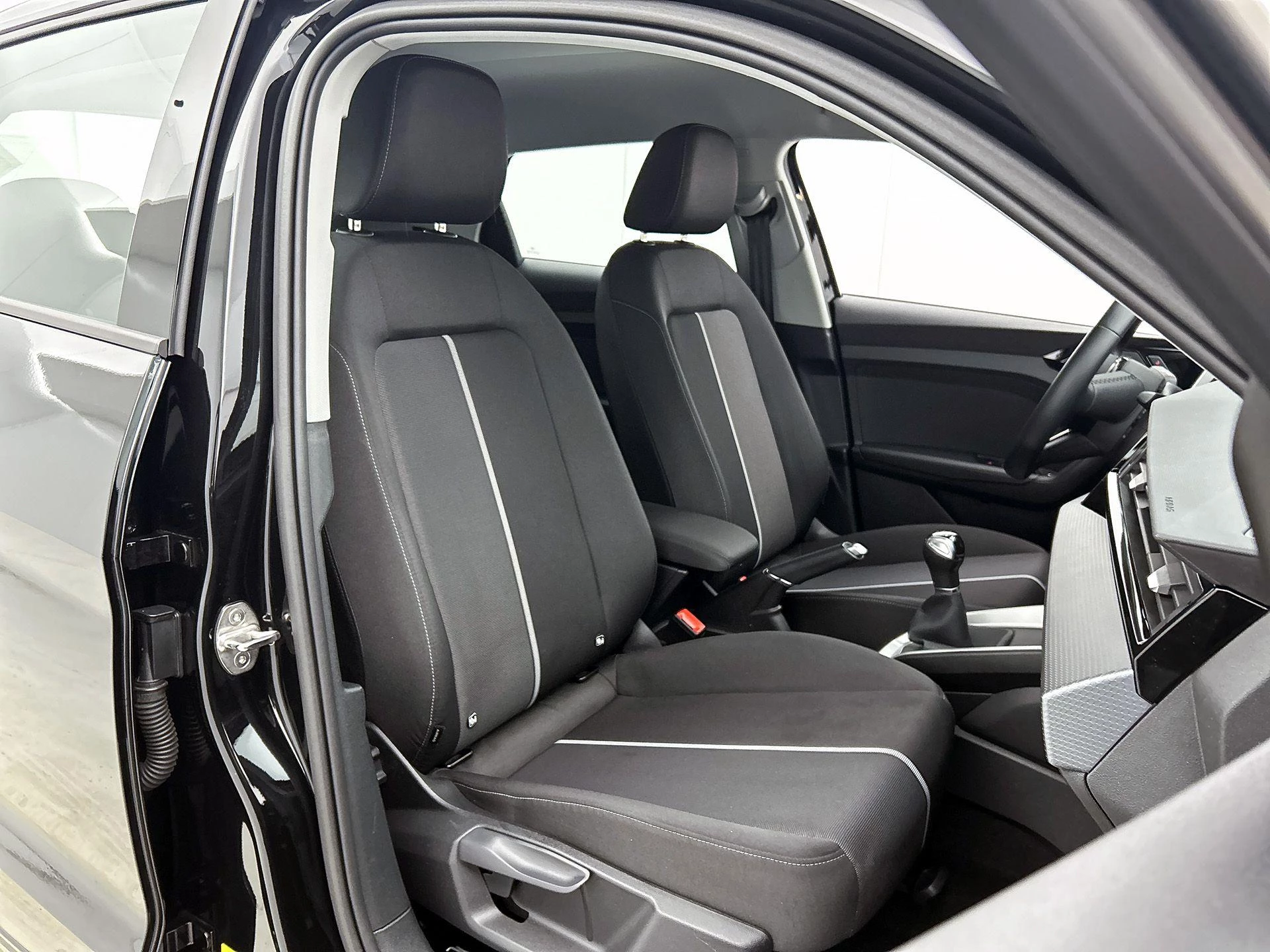 Audi-A1 Sportback-image-12