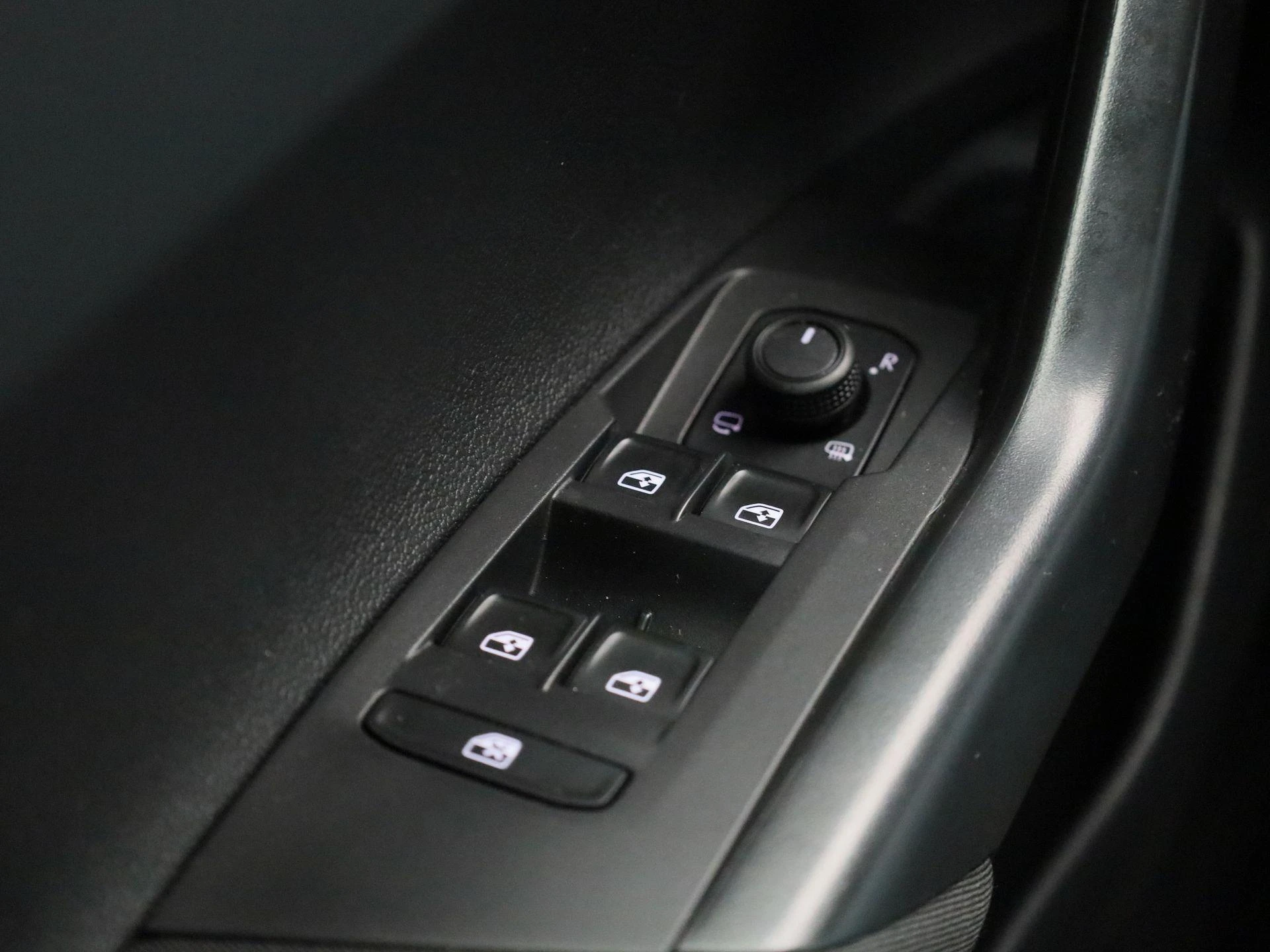 Volkswagen-Taigo-image-26