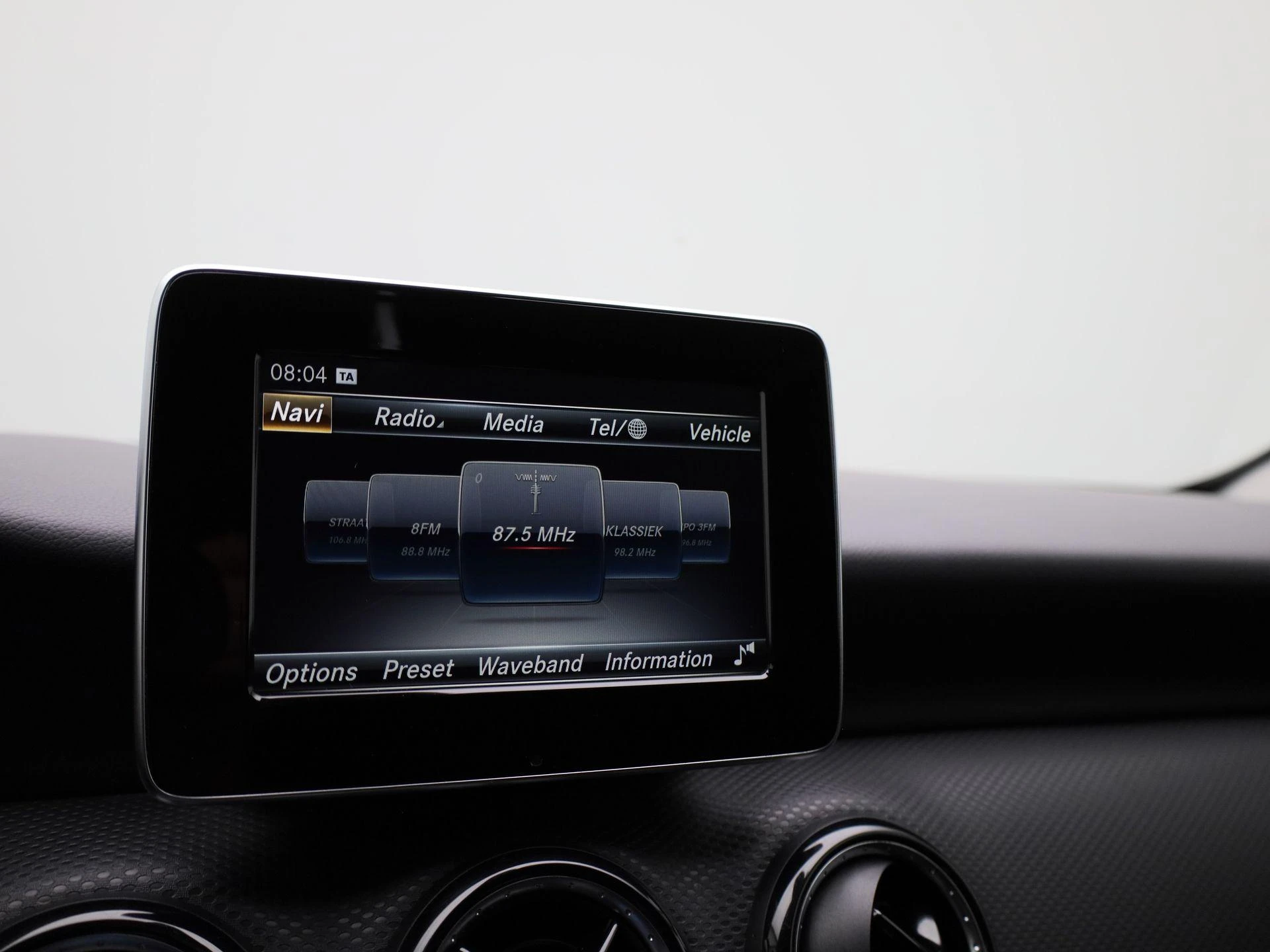 Mercedes-Benz-A-Klasse-image-15