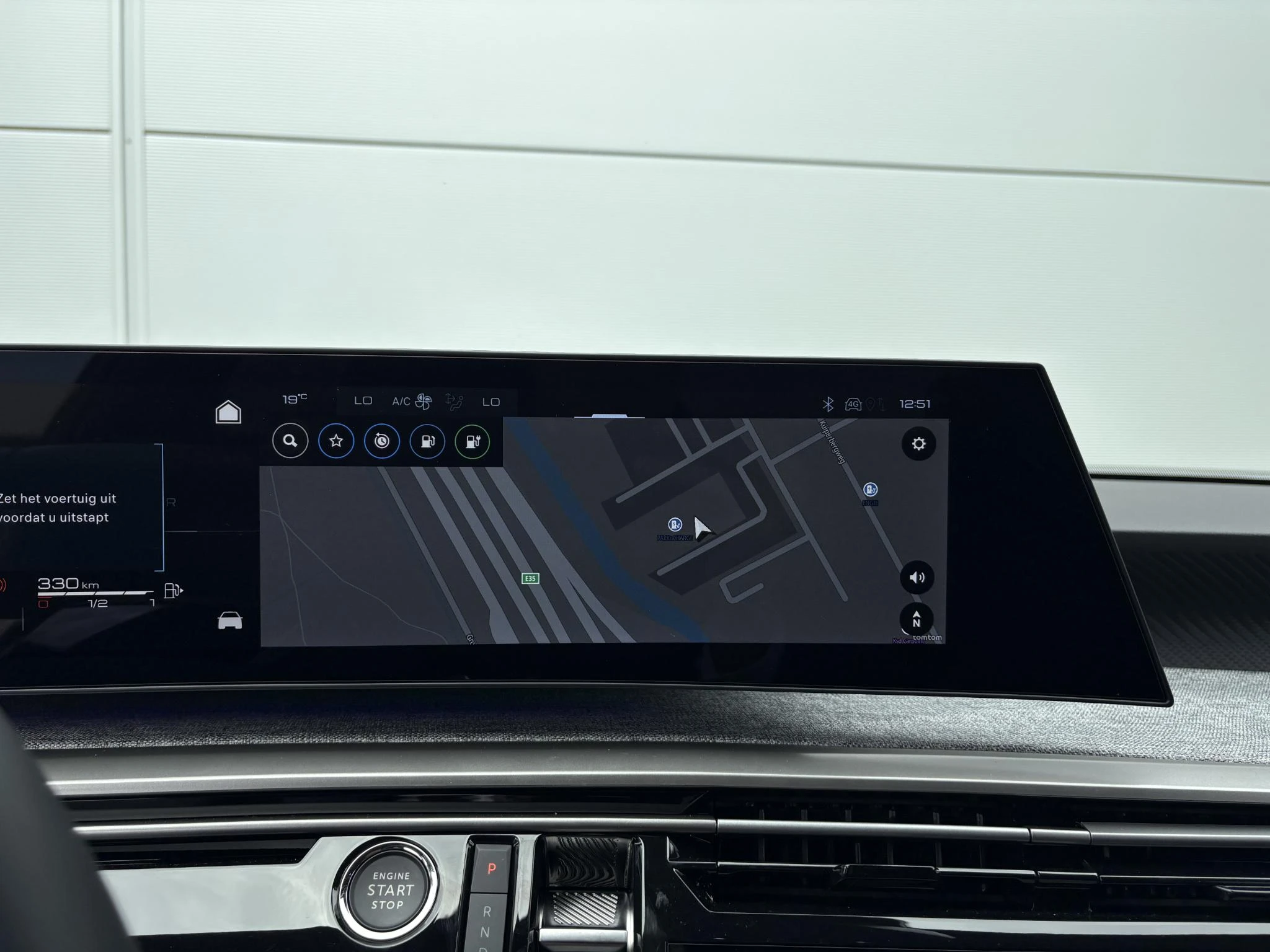 Peugeot 3008 1.6 plug-in Hybrid 195 Allure