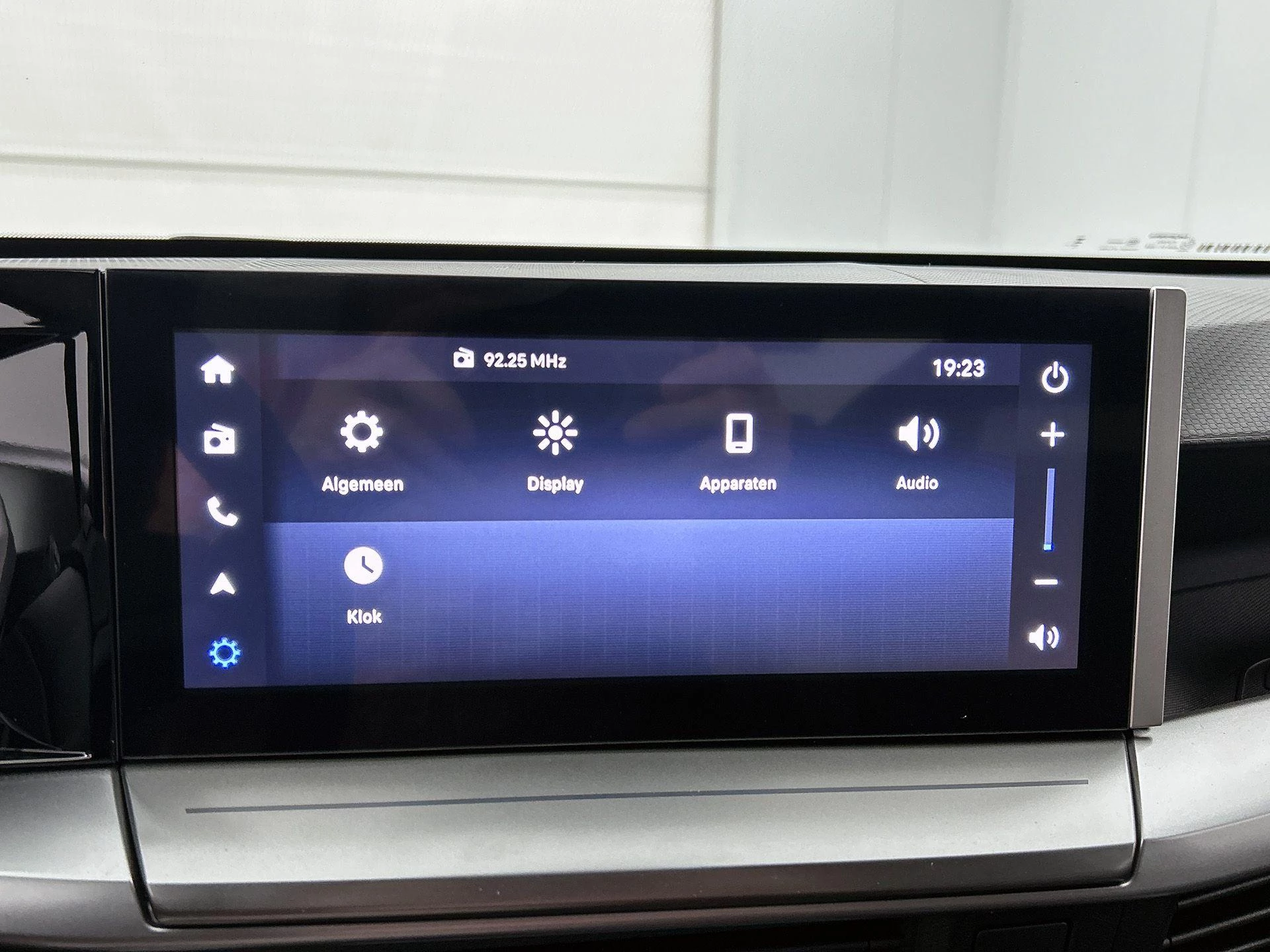 Opel-Frontera-image-10