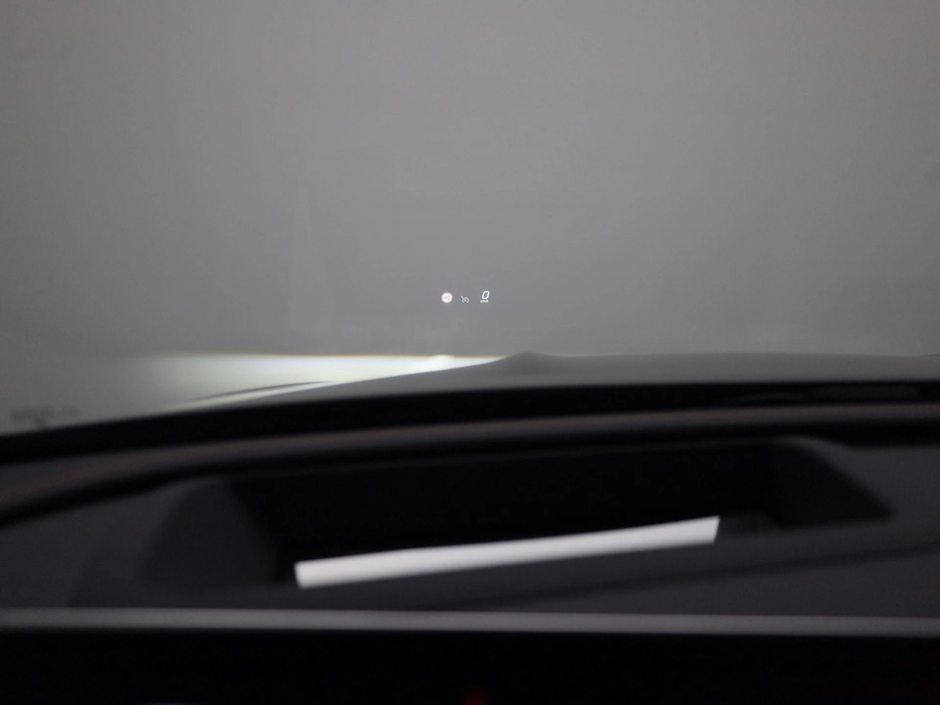 Mercedes-Benz-C-Klasse-image-19