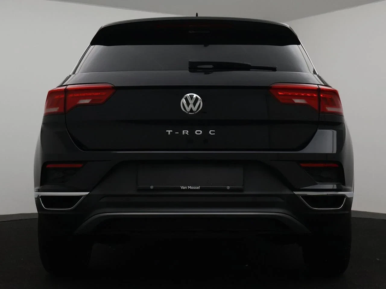 Volkswagen-T-Roc-image-3